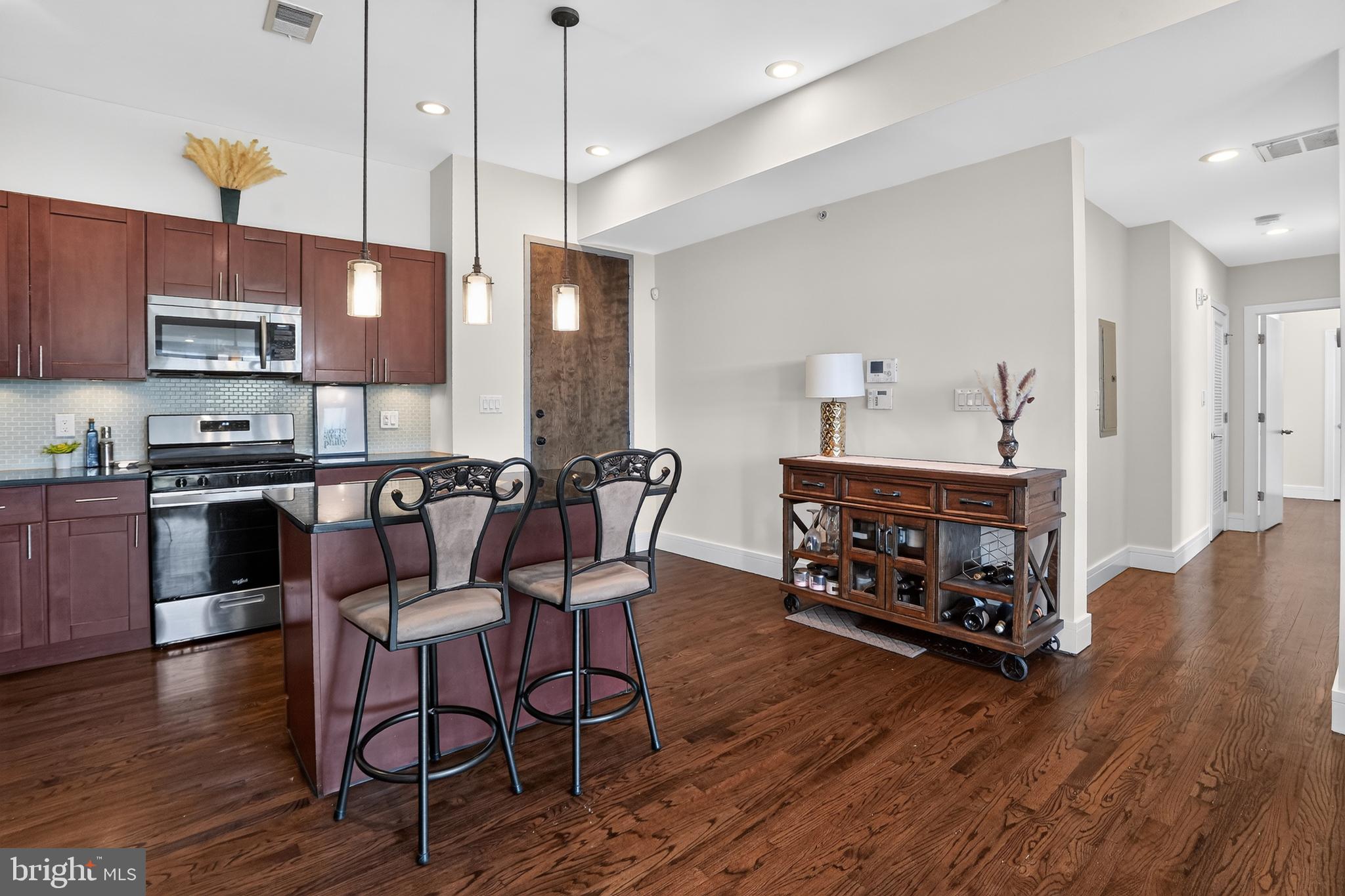 OLDE KENSINGTON - Residential