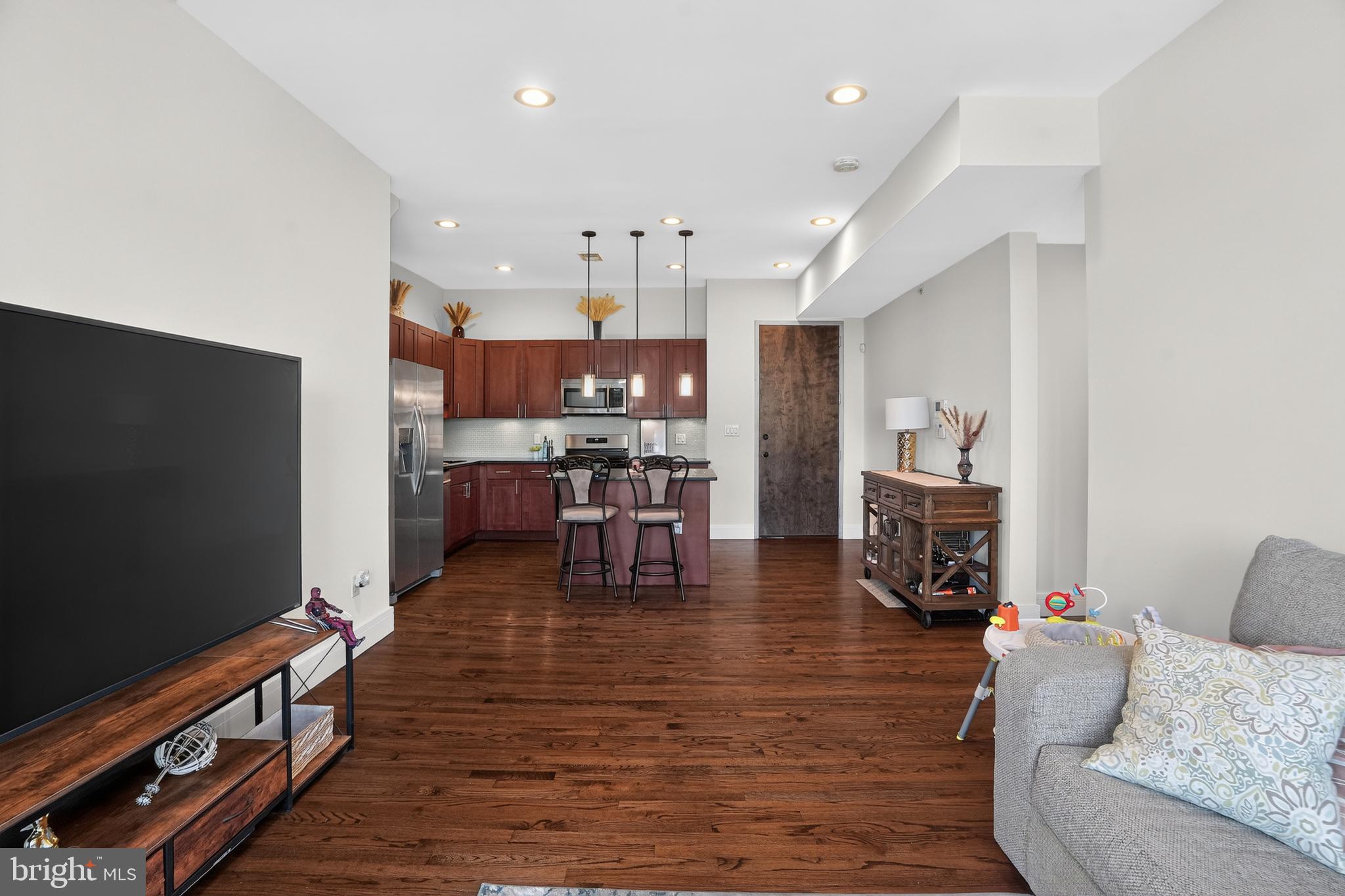 OLDE KENSINGTON - Residential