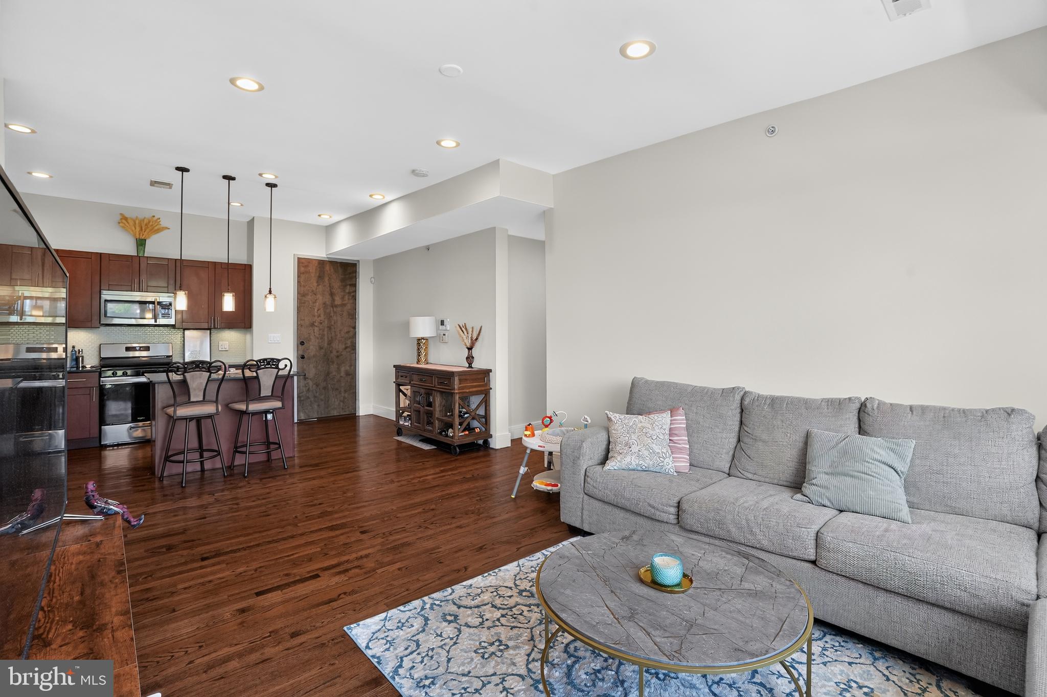 OLDE KENSINGTON - Residential