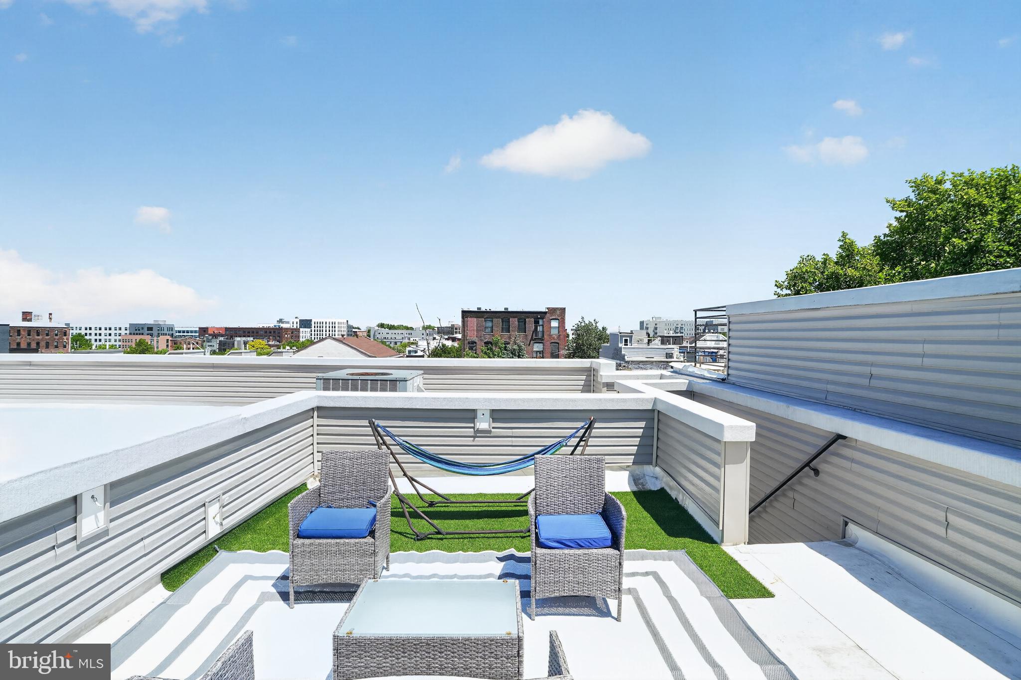 OLDE KENSINGTON - Residential