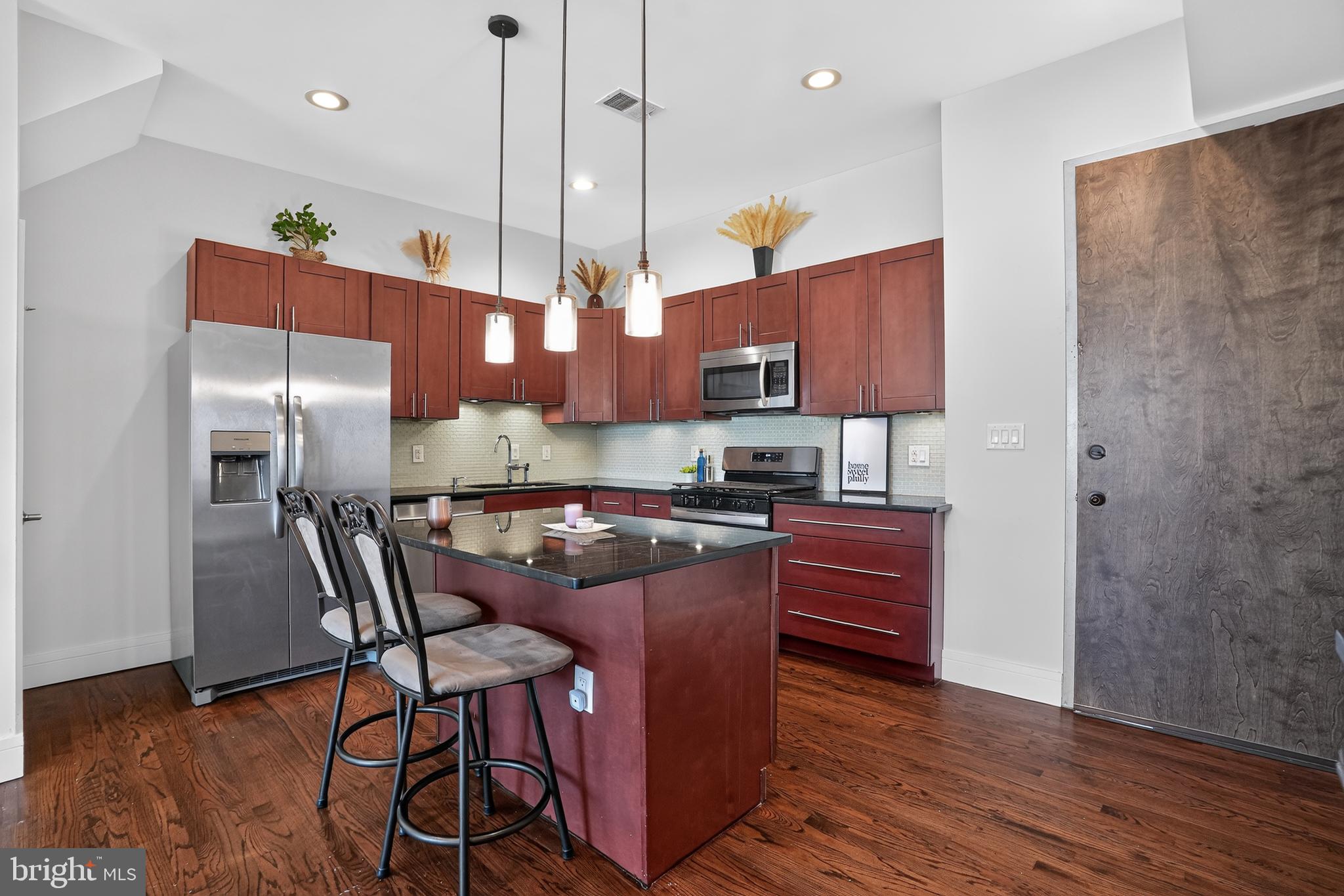 OLDE KENSINGTON - Residential