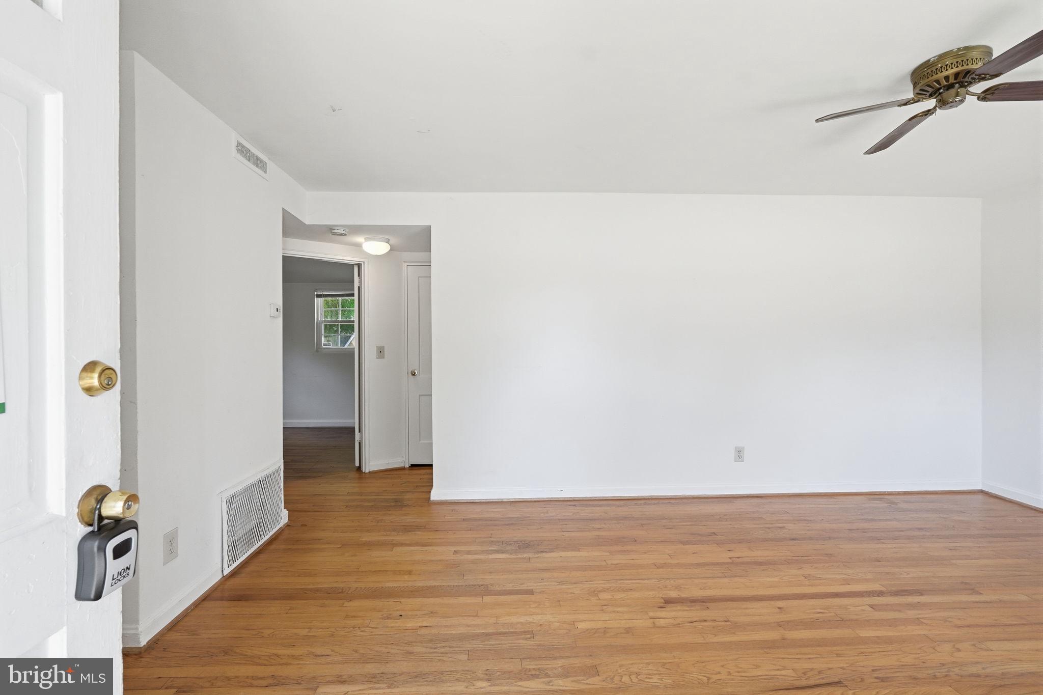 WEISMANS - Residential