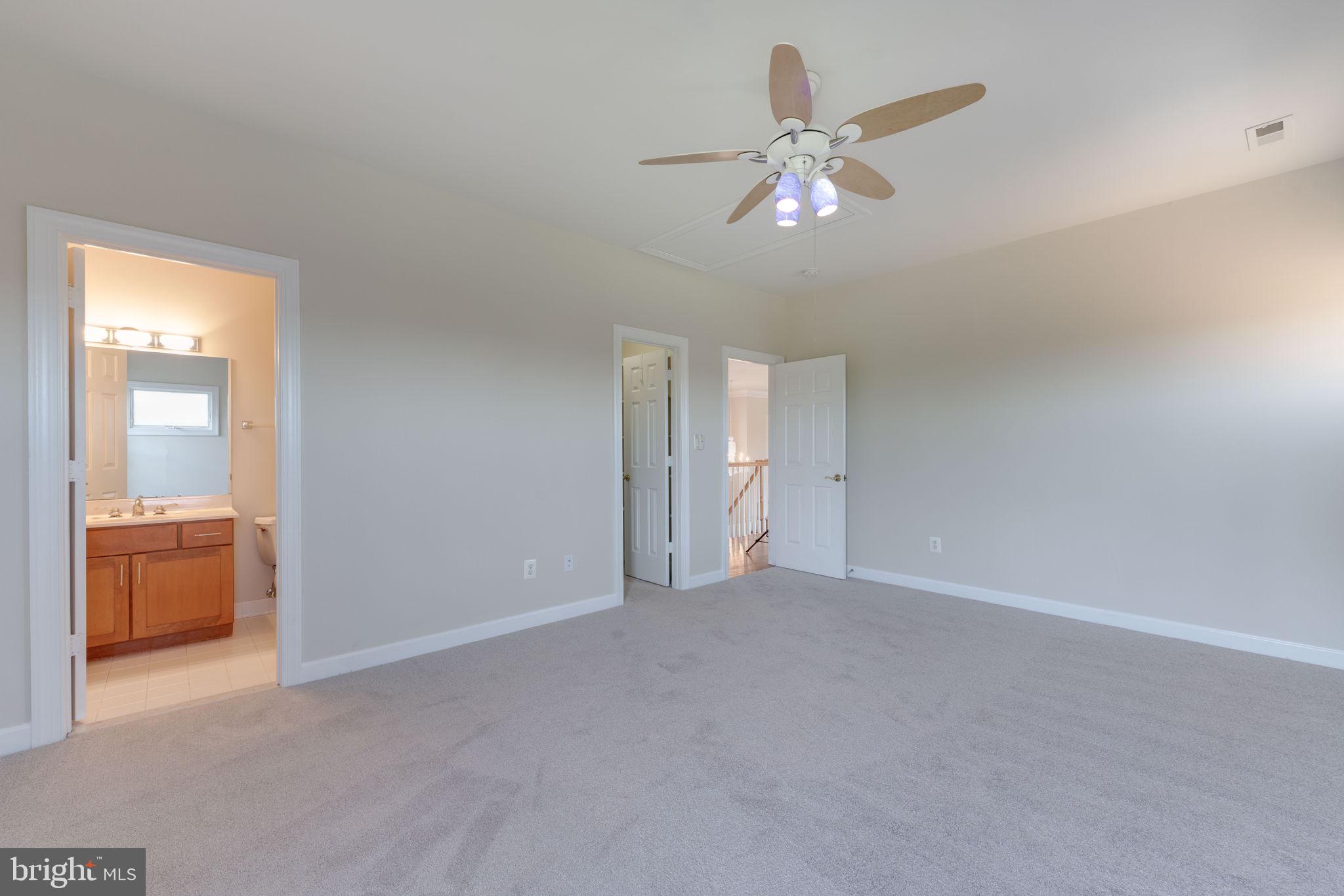 BARCLAY RIDGE - Residential