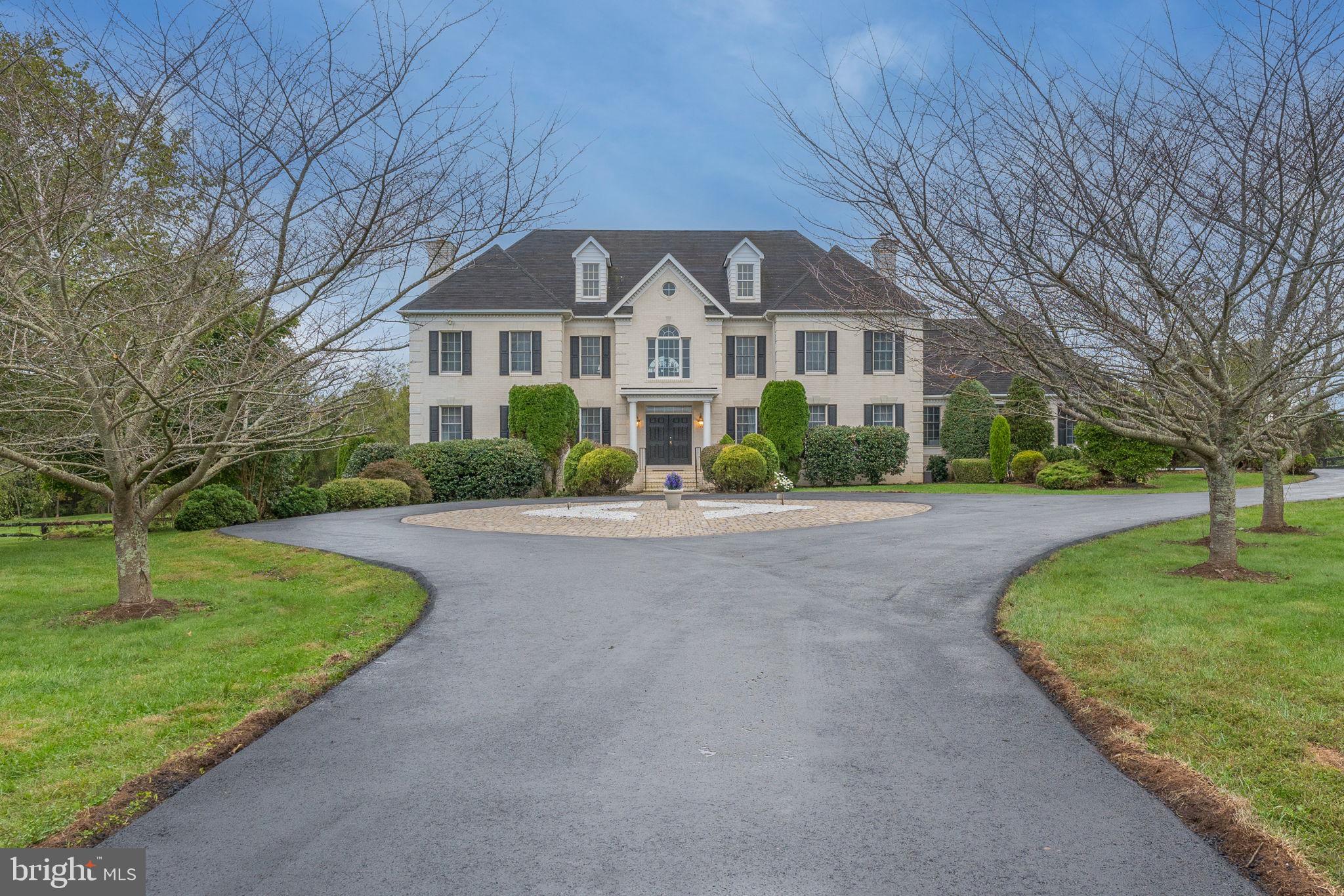 BARCLAY RIDGE - Residential
