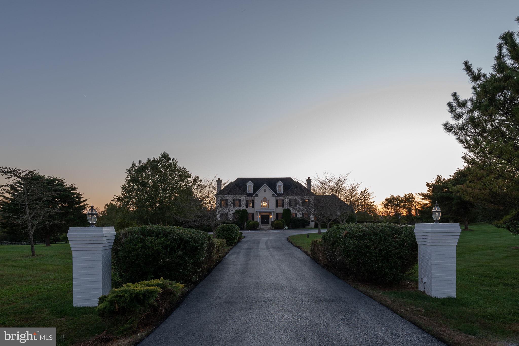 BARCLAY RIDGE - Residential