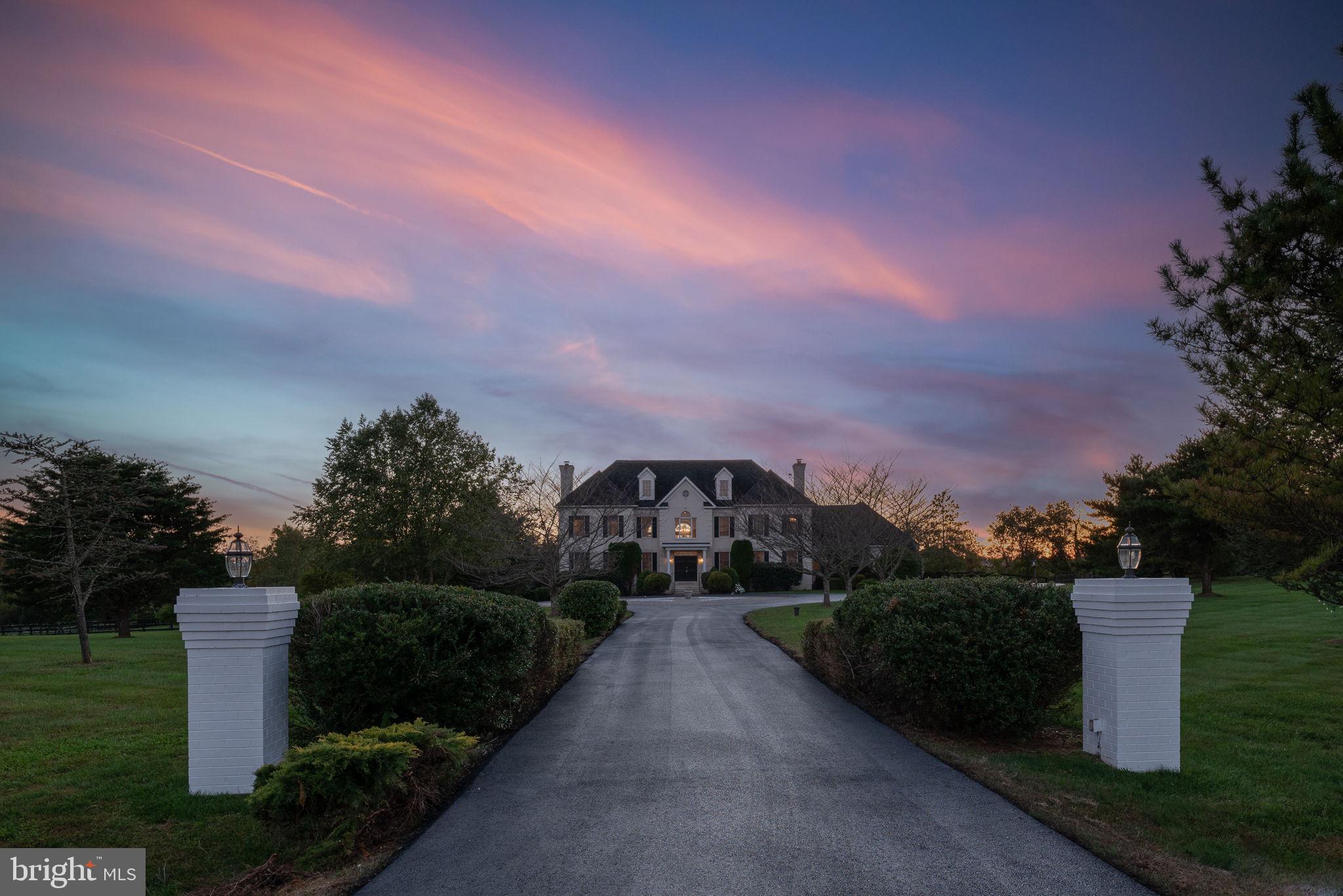 BARCLAY RIDGE - Residential