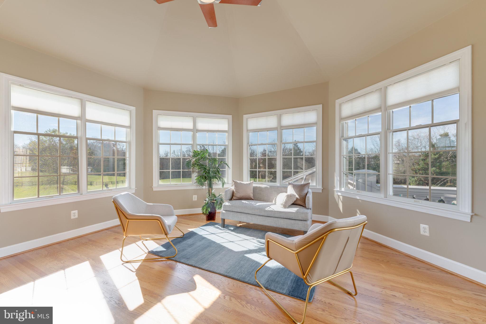 BARCLAY RIDGE - Residential