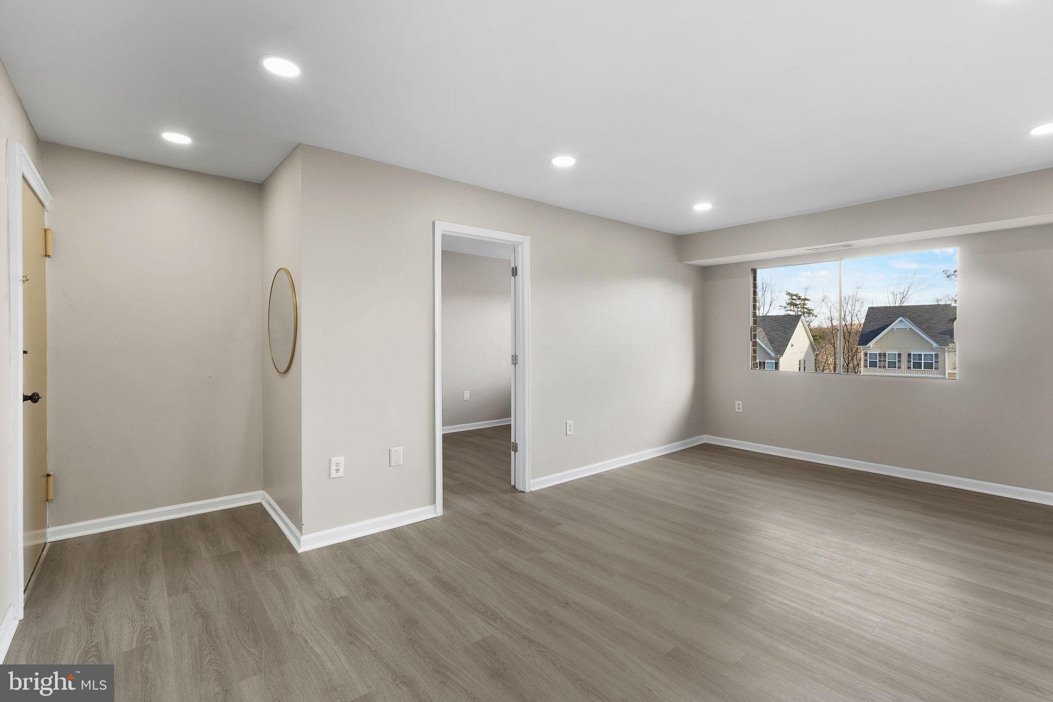 OCCOQUAN RIDGE CONDO - Residential Lease