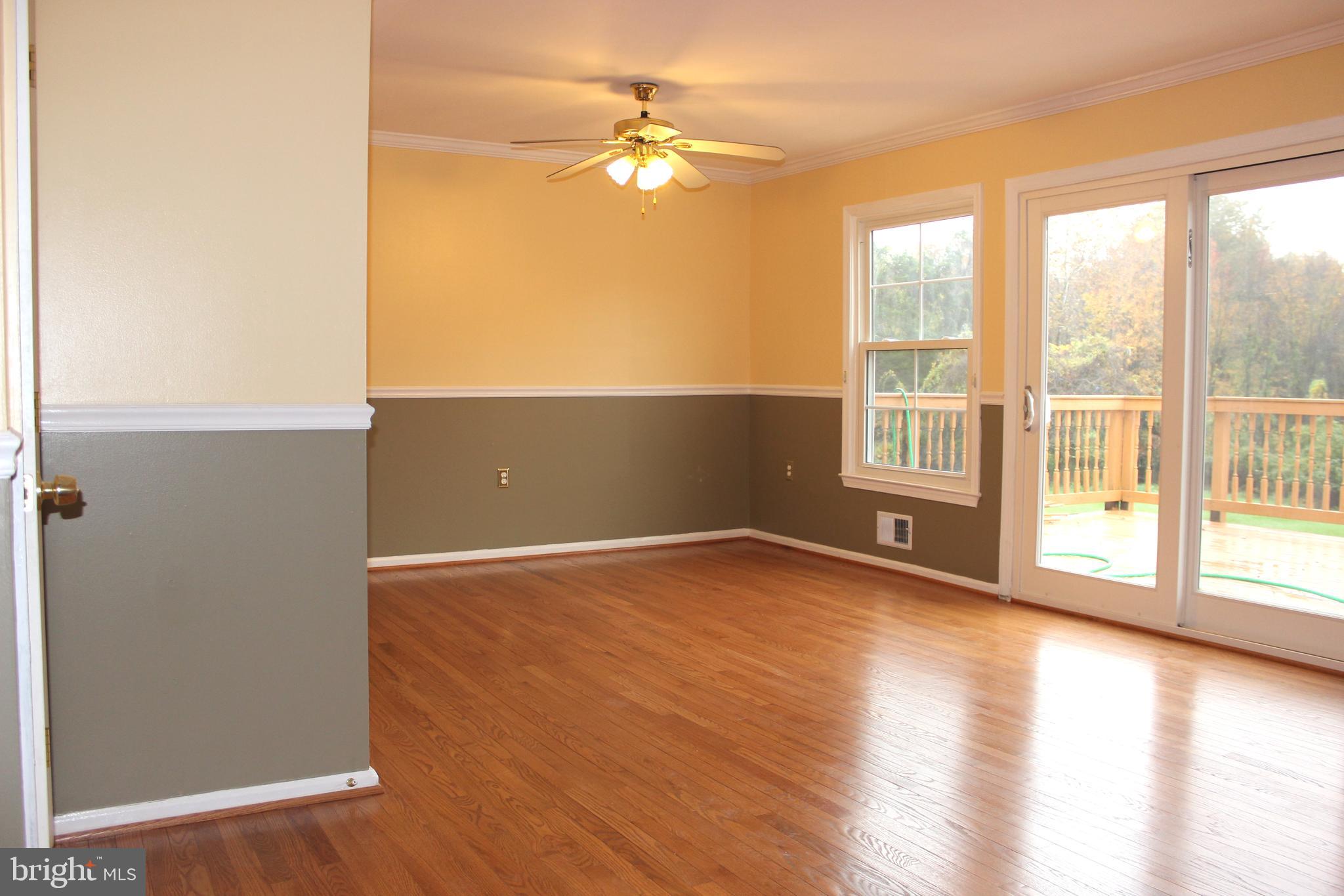 HERITAGE SQUARE - Residential Lease
