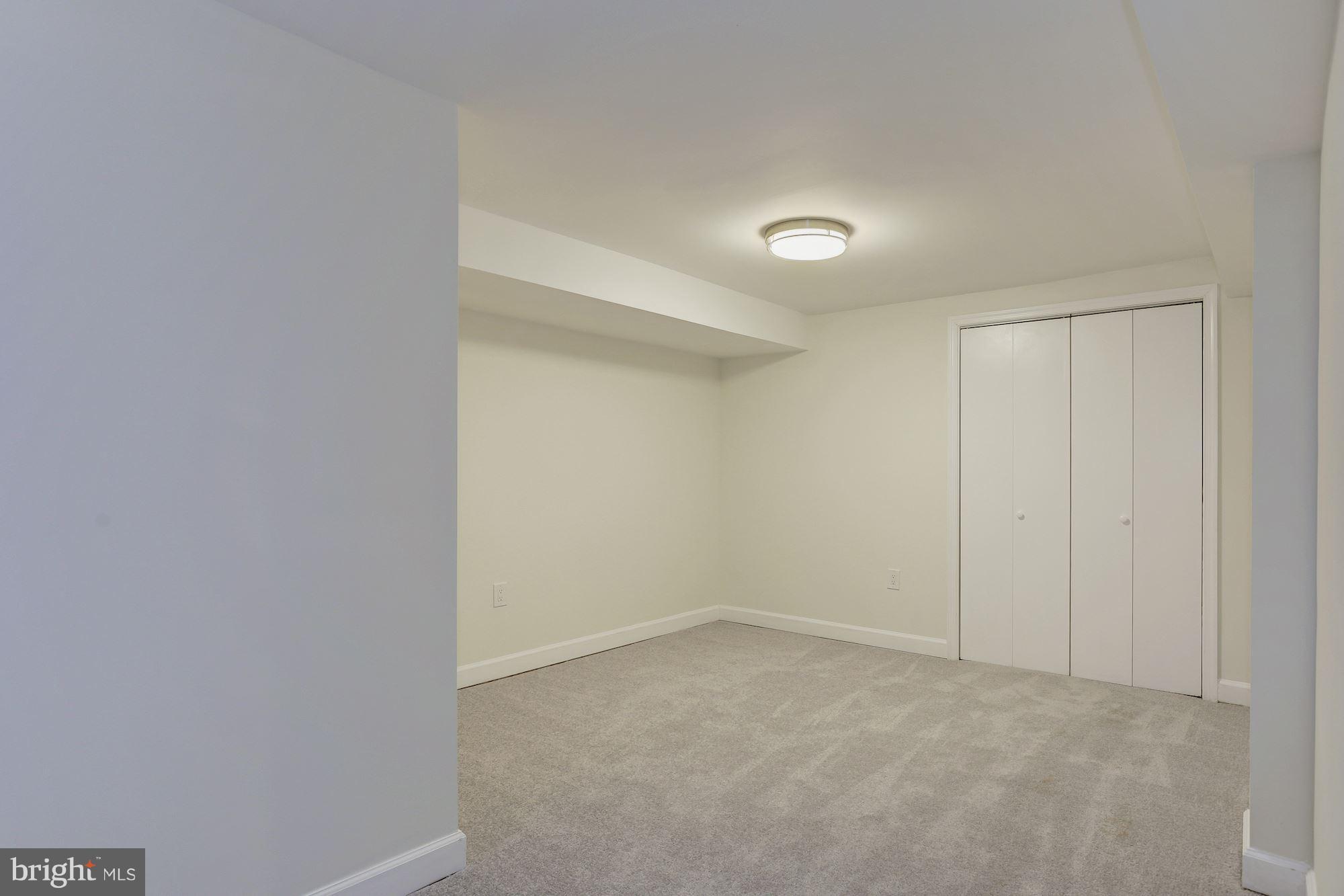 CARROLL KNOLLS - Residential