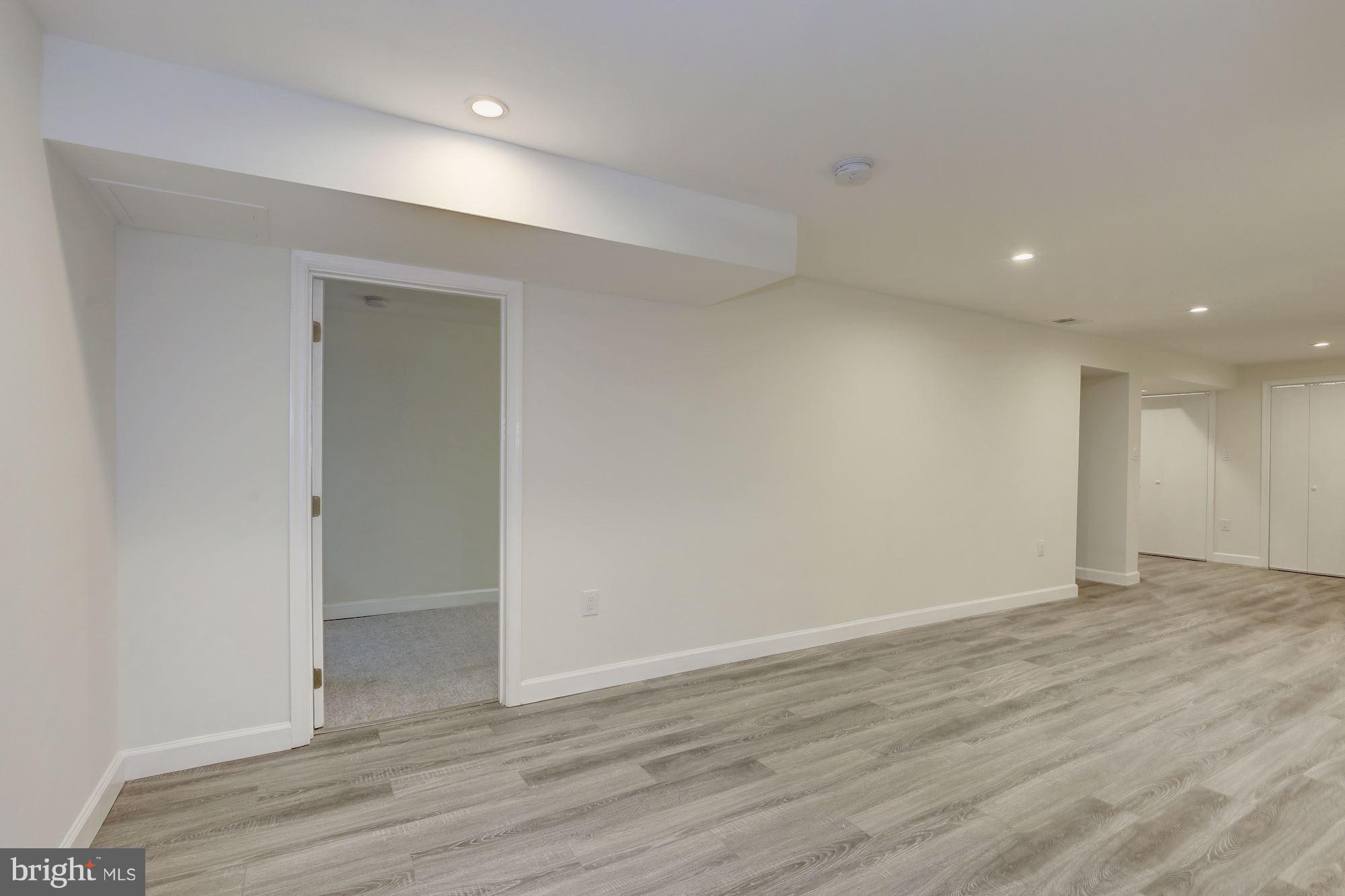 CARROLL KNOLLS - Residential