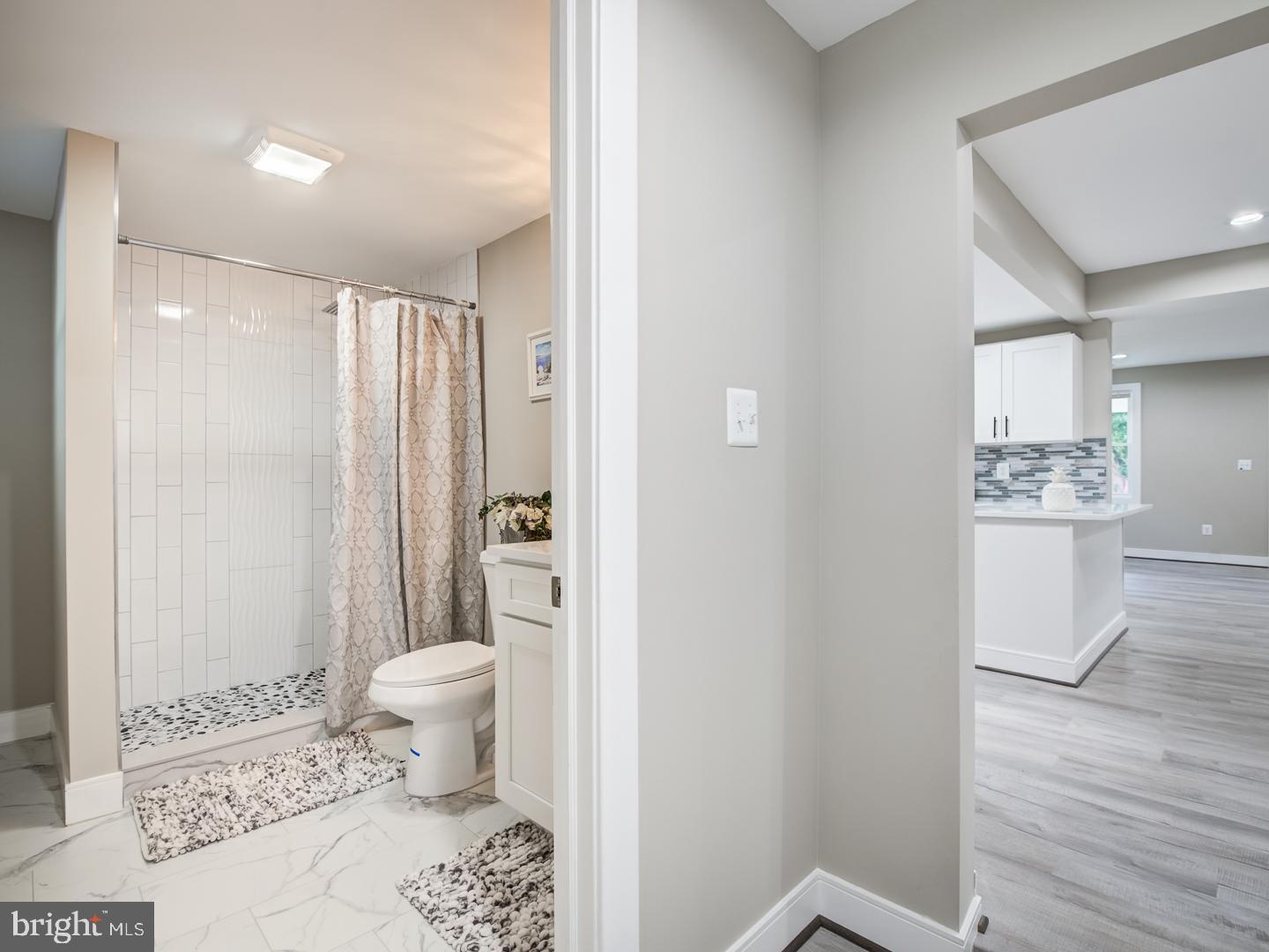 LAUREL - Residential
