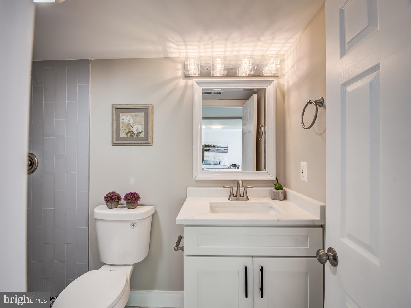 LAUREL - Residential