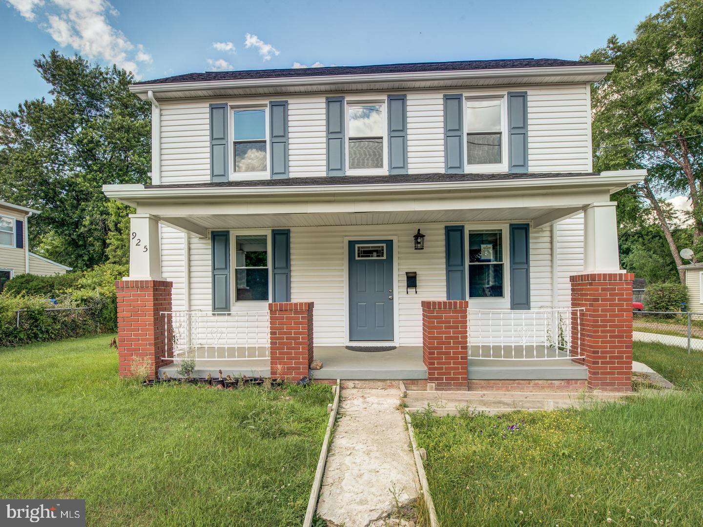 LAUREL - Residential