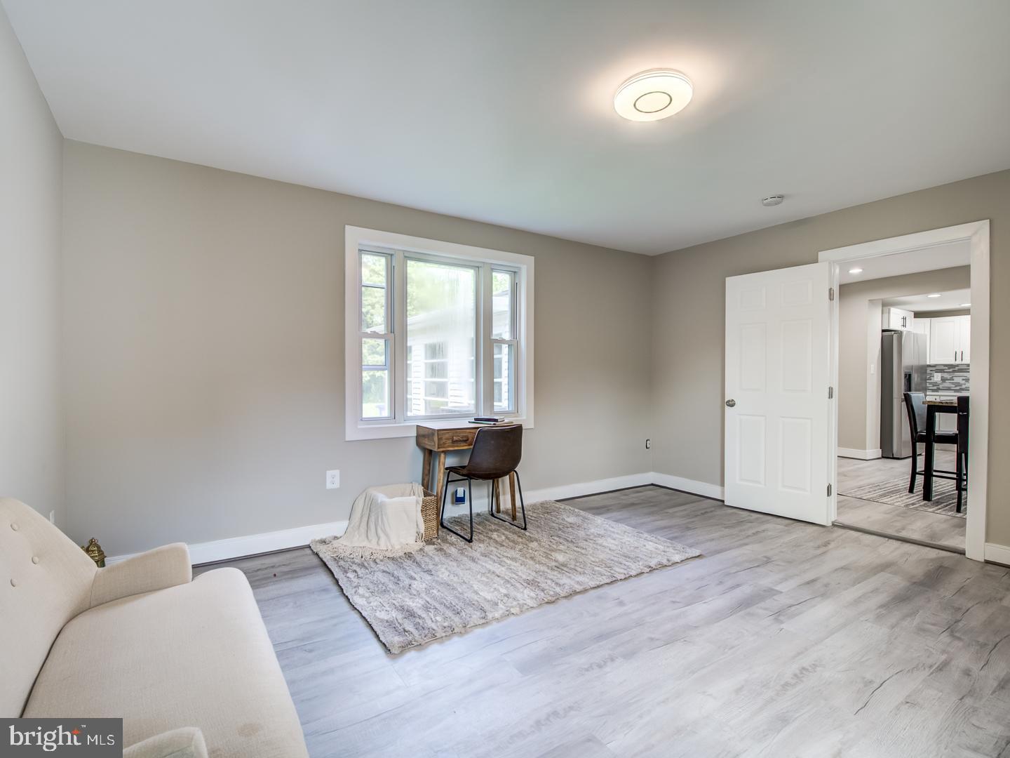 LAUREL - Residential