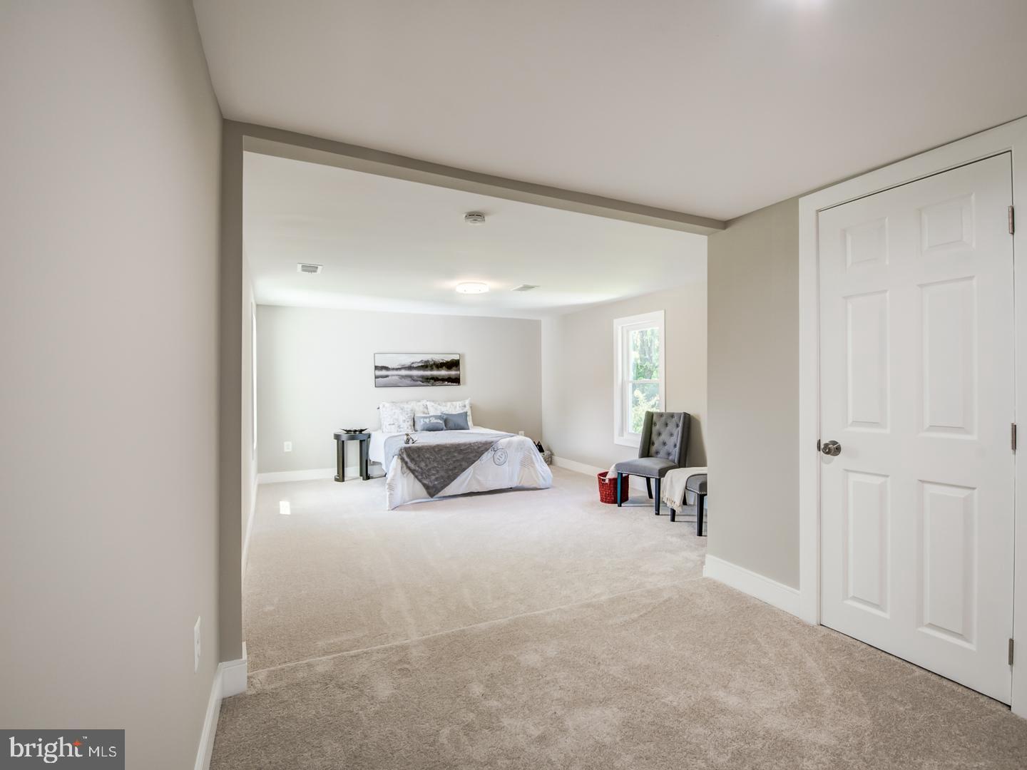 LAUREL - Residential