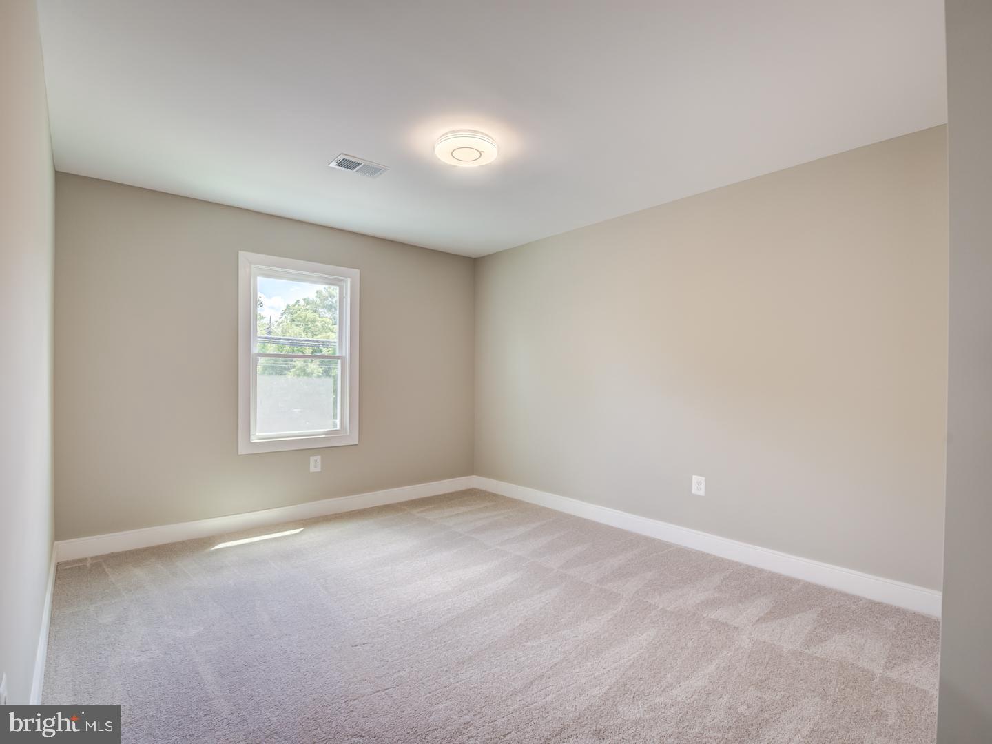 LAUREL - Residential