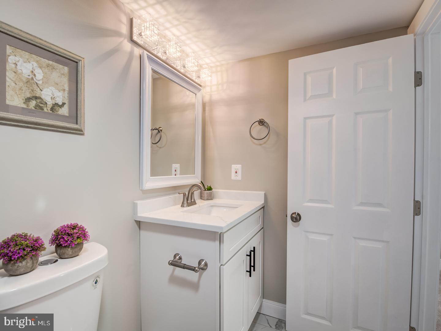 LAUREL - Residential