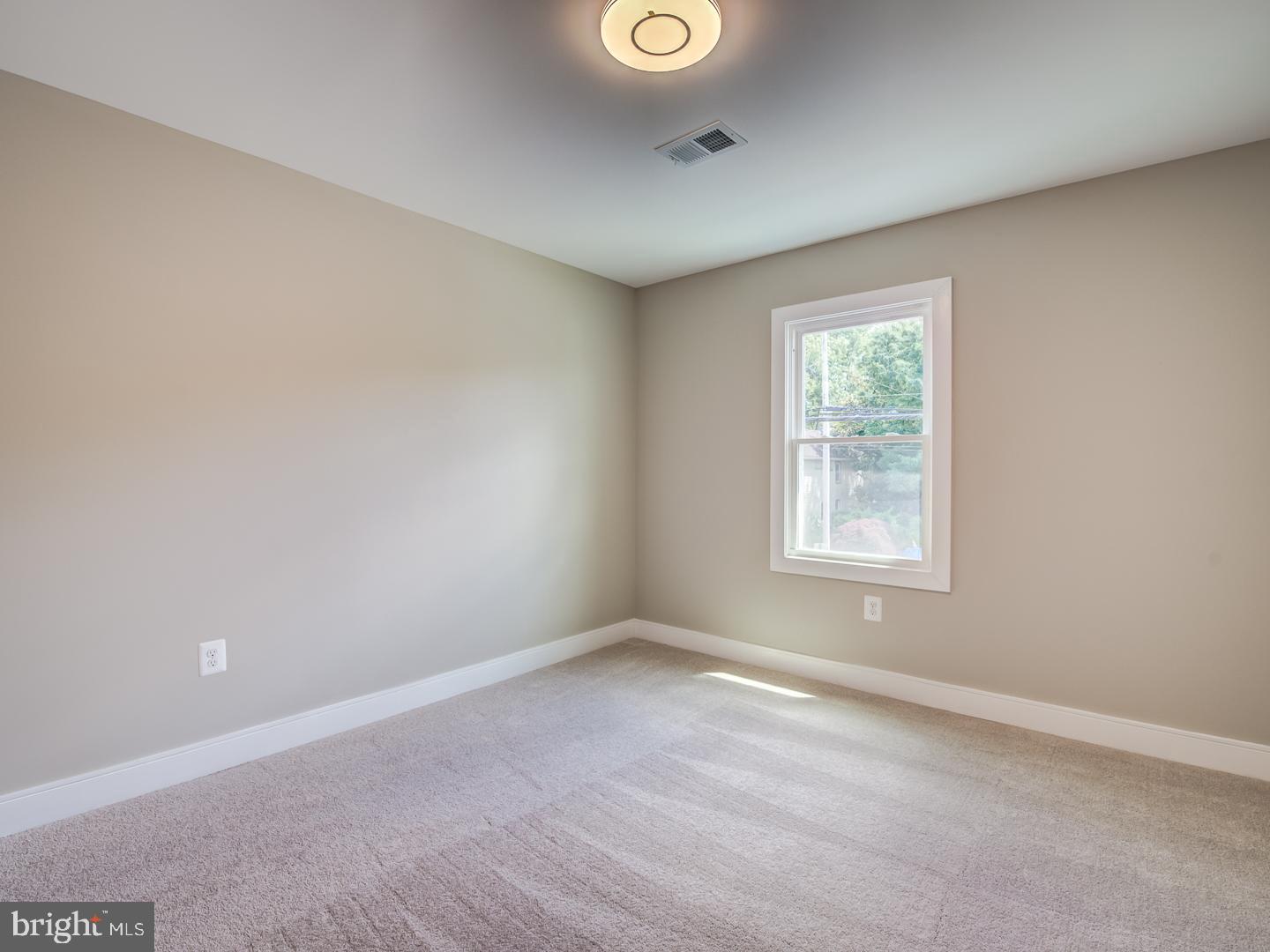LAUREL - Residential