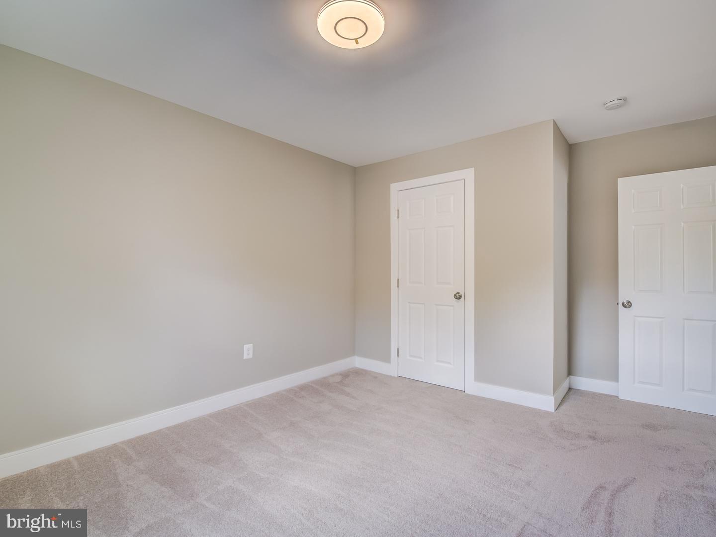 LAUREL - Residential