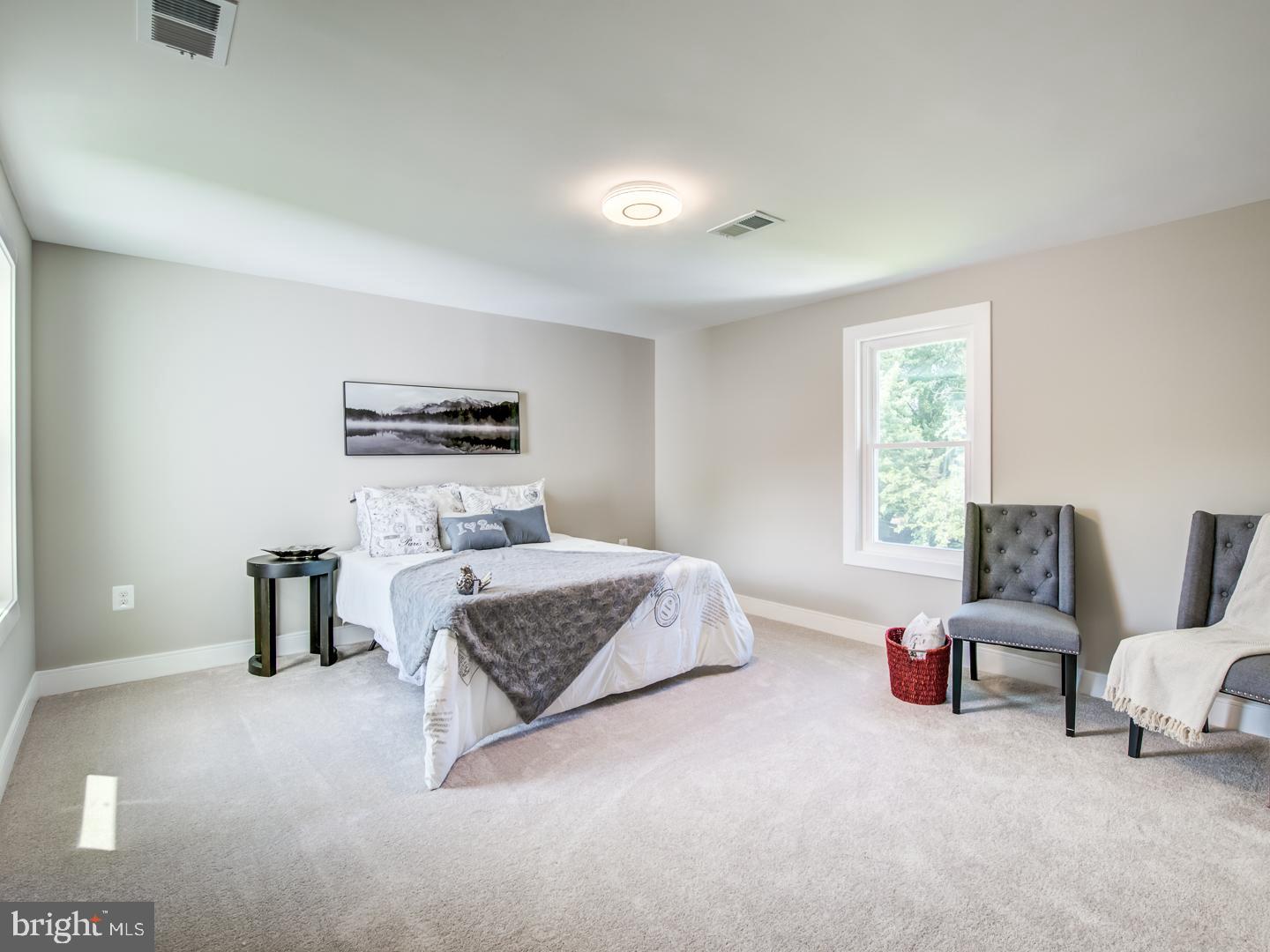 LAUREL - Residential