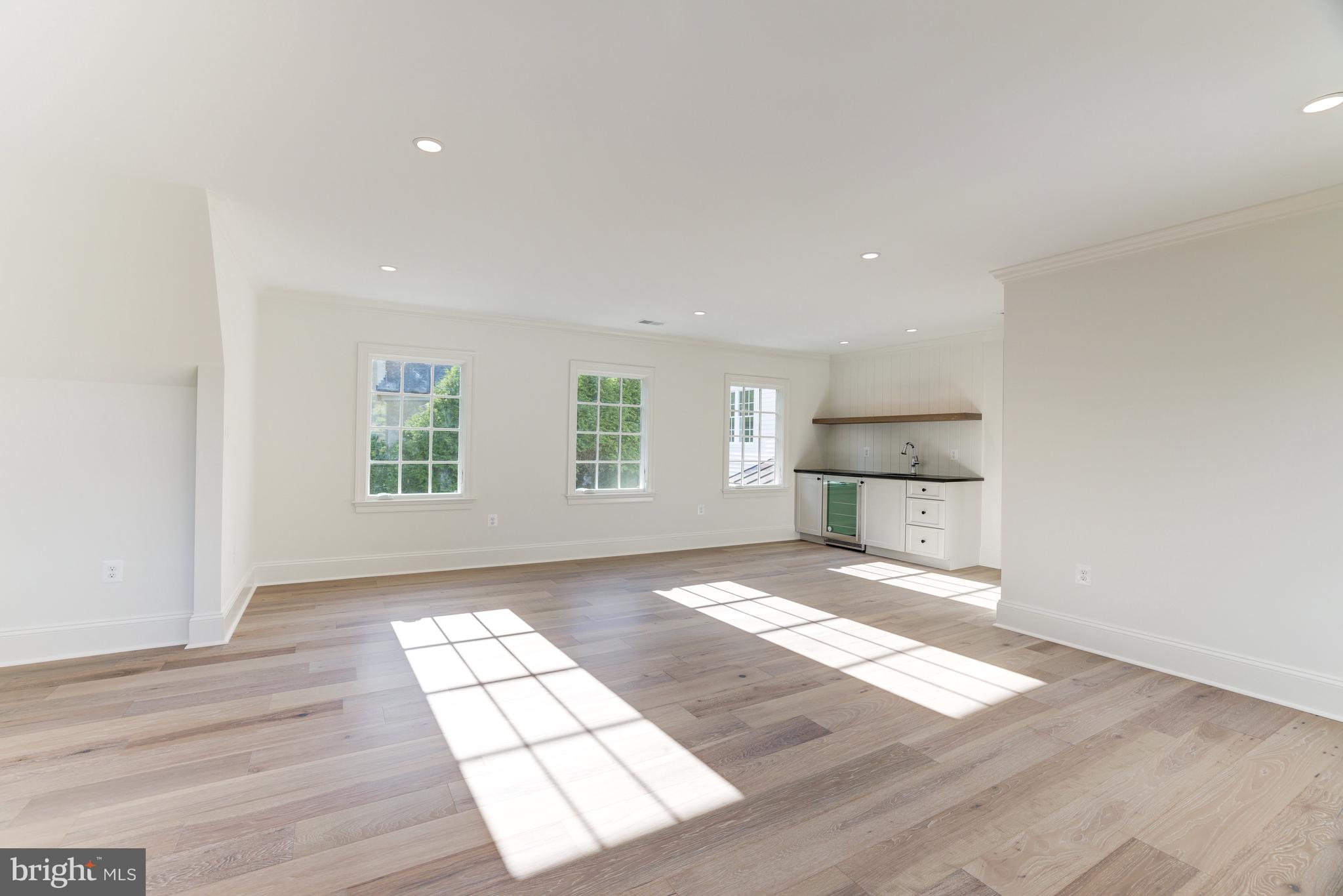 CHESTERBROOK - Residential