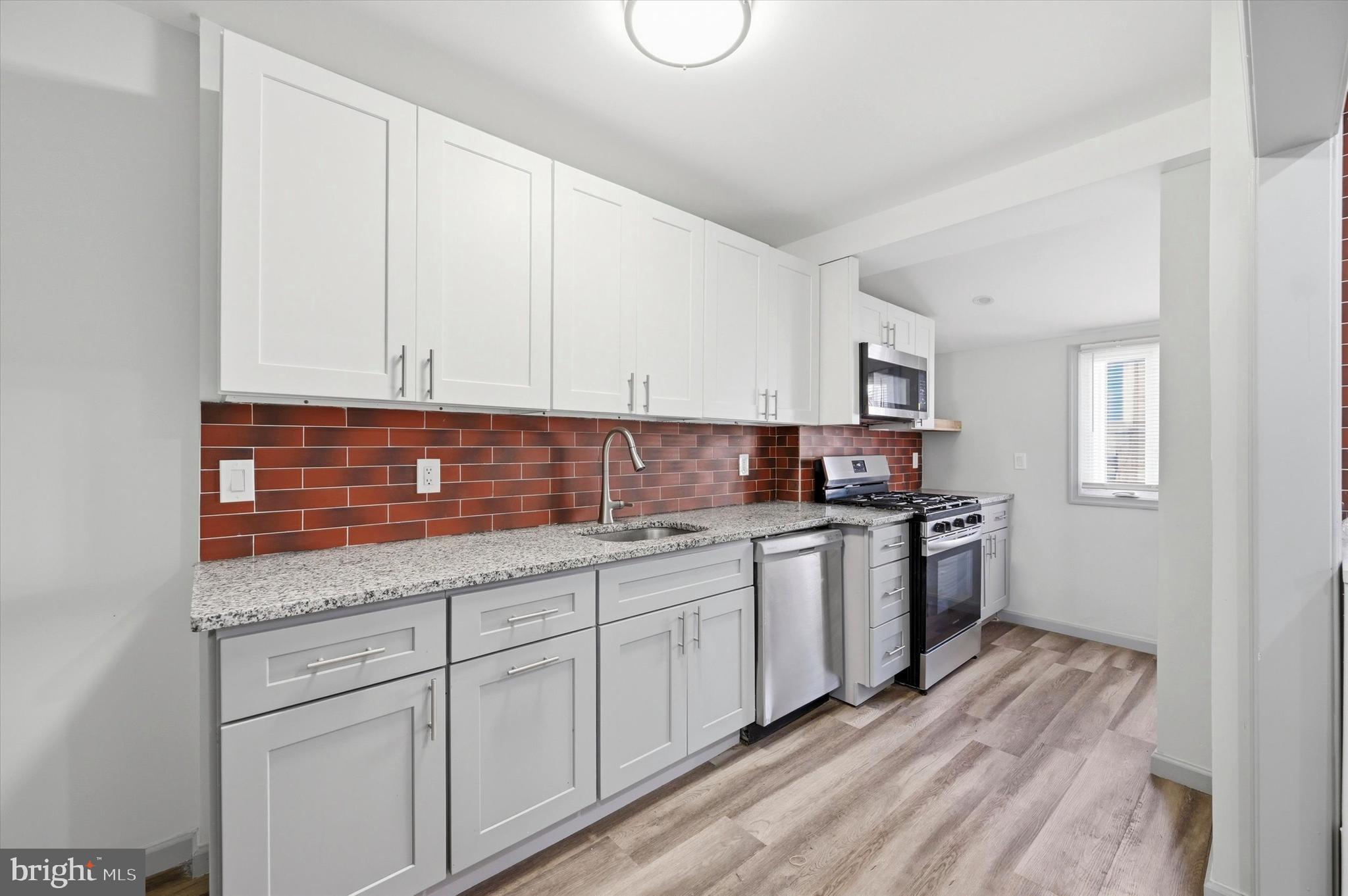 GERMANTOWN (EAST) - Residential