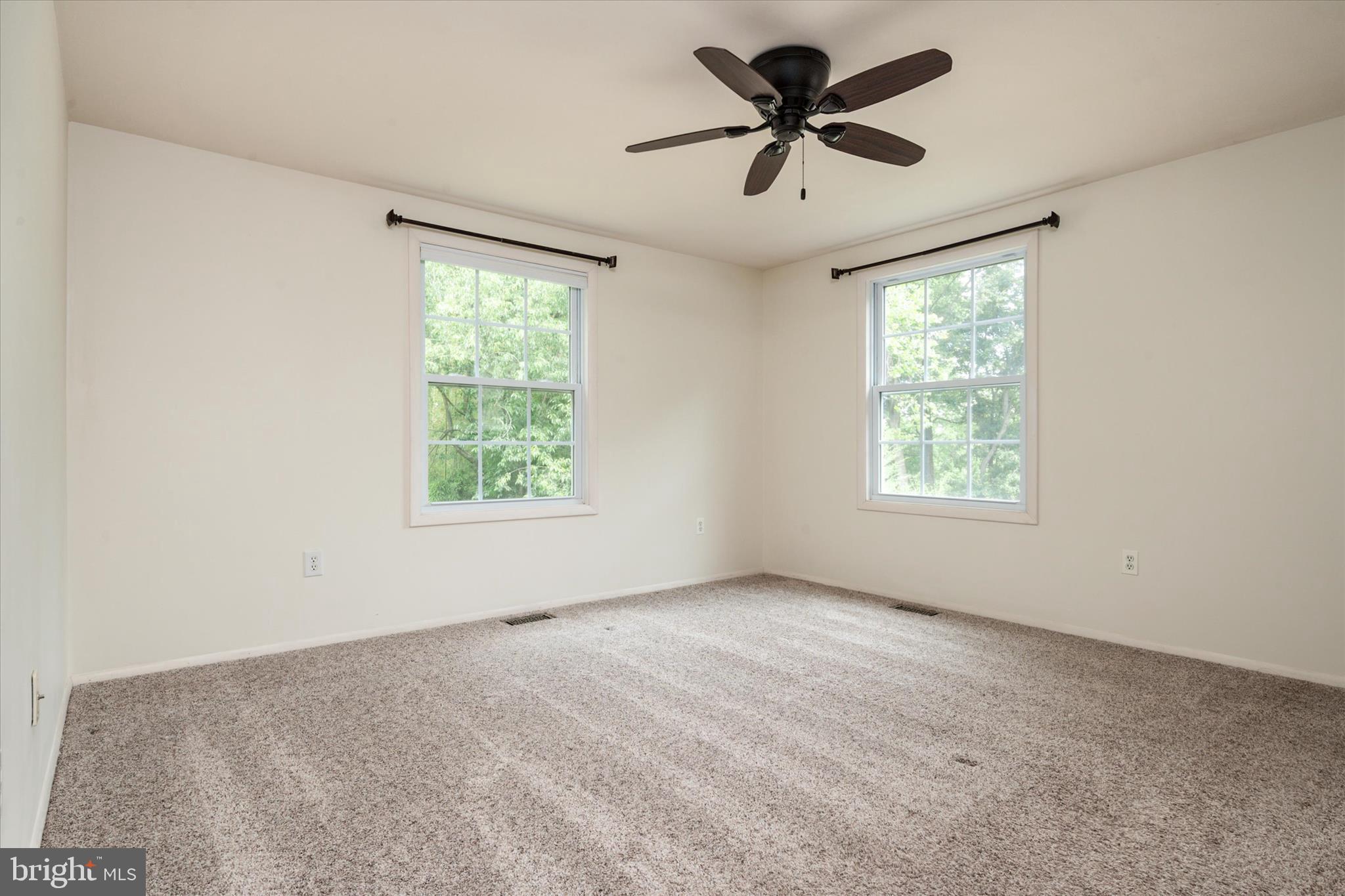 CROFTON TOWNE - Residential