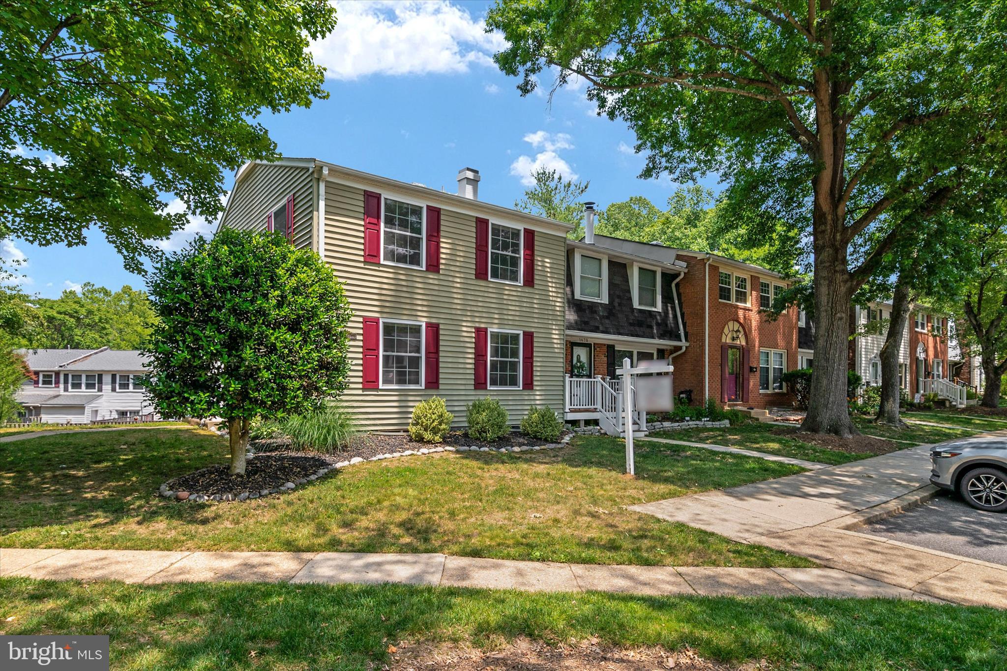 CROFTON TOWNE - Residential