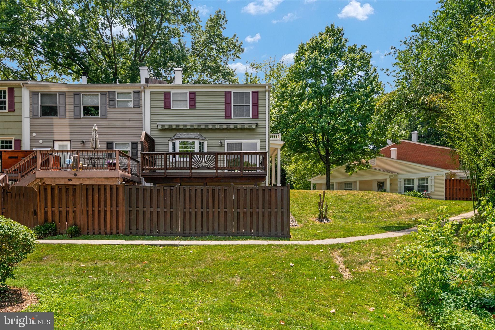 CROFTON TOWNE - Residential