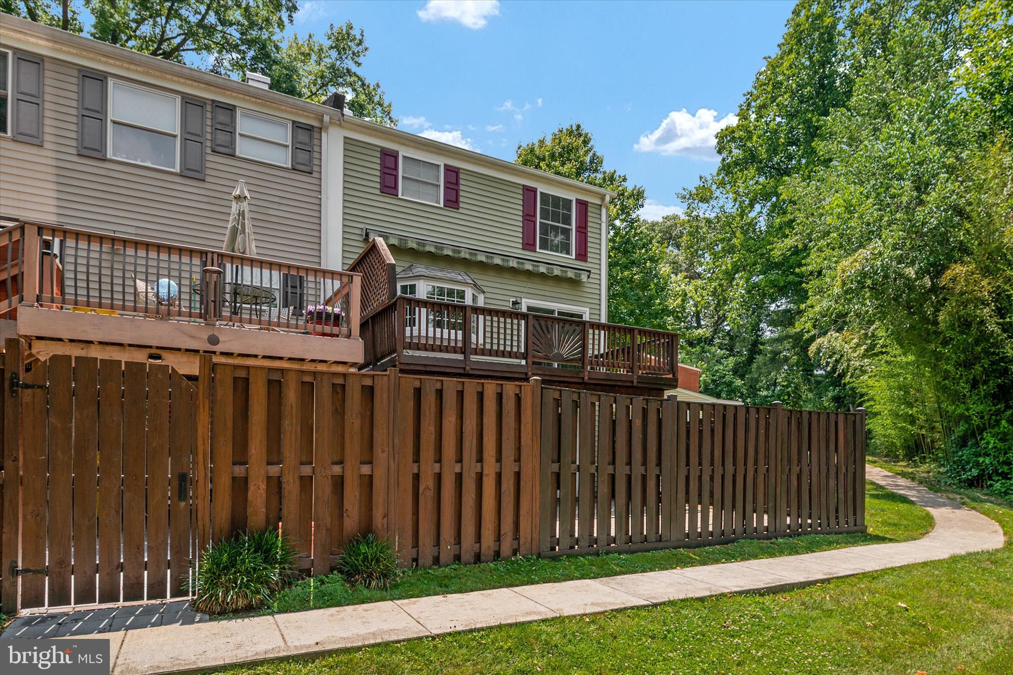 CROFTON TOWNE - Residential