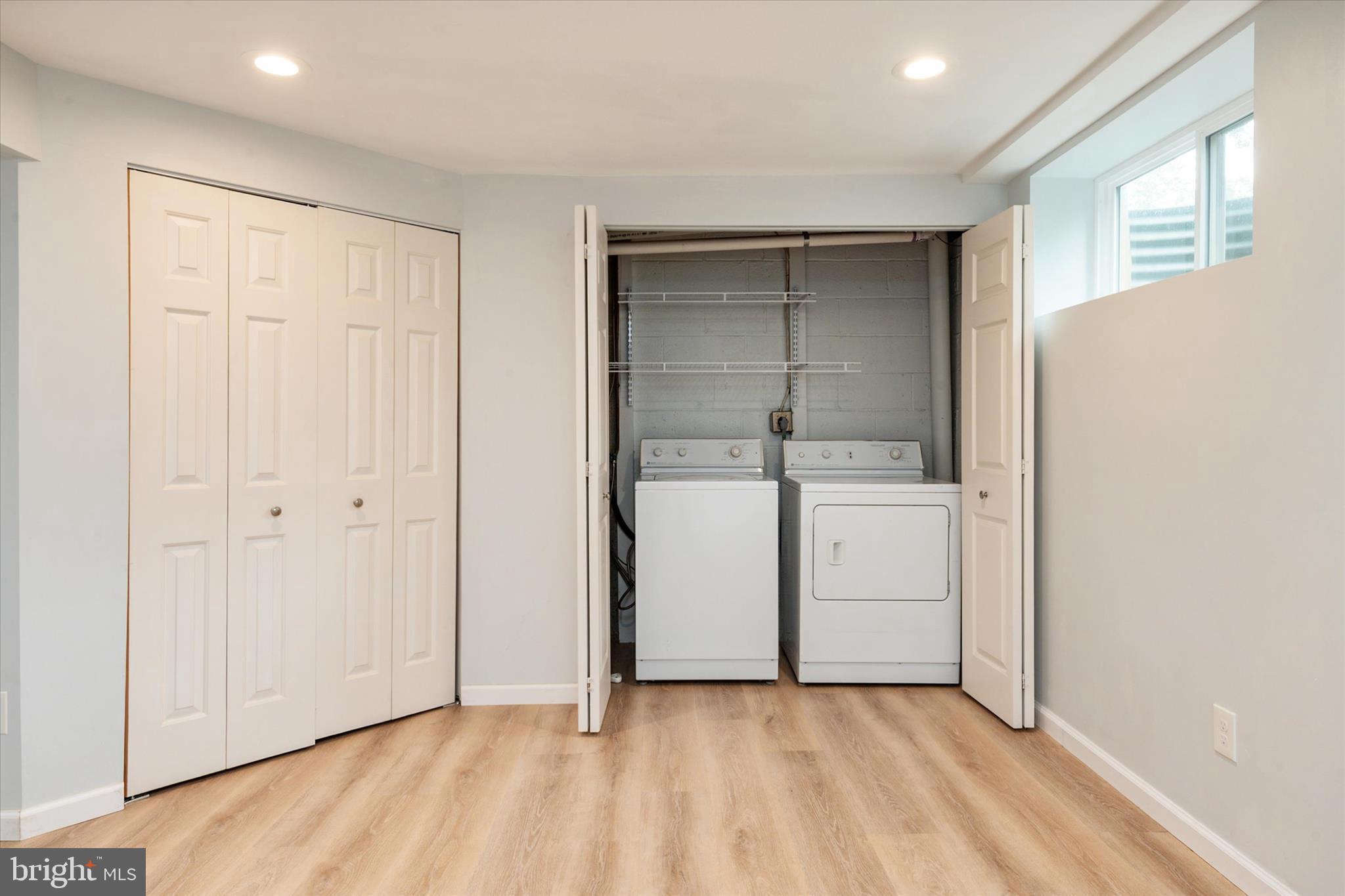 CROFTON TOWNE - Residential