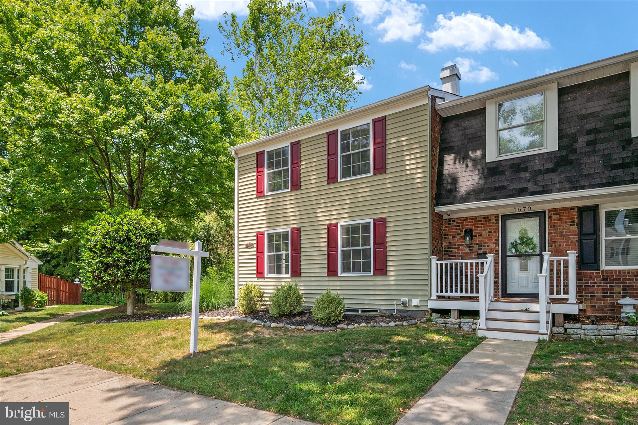CROFTON TOWNE - Residential