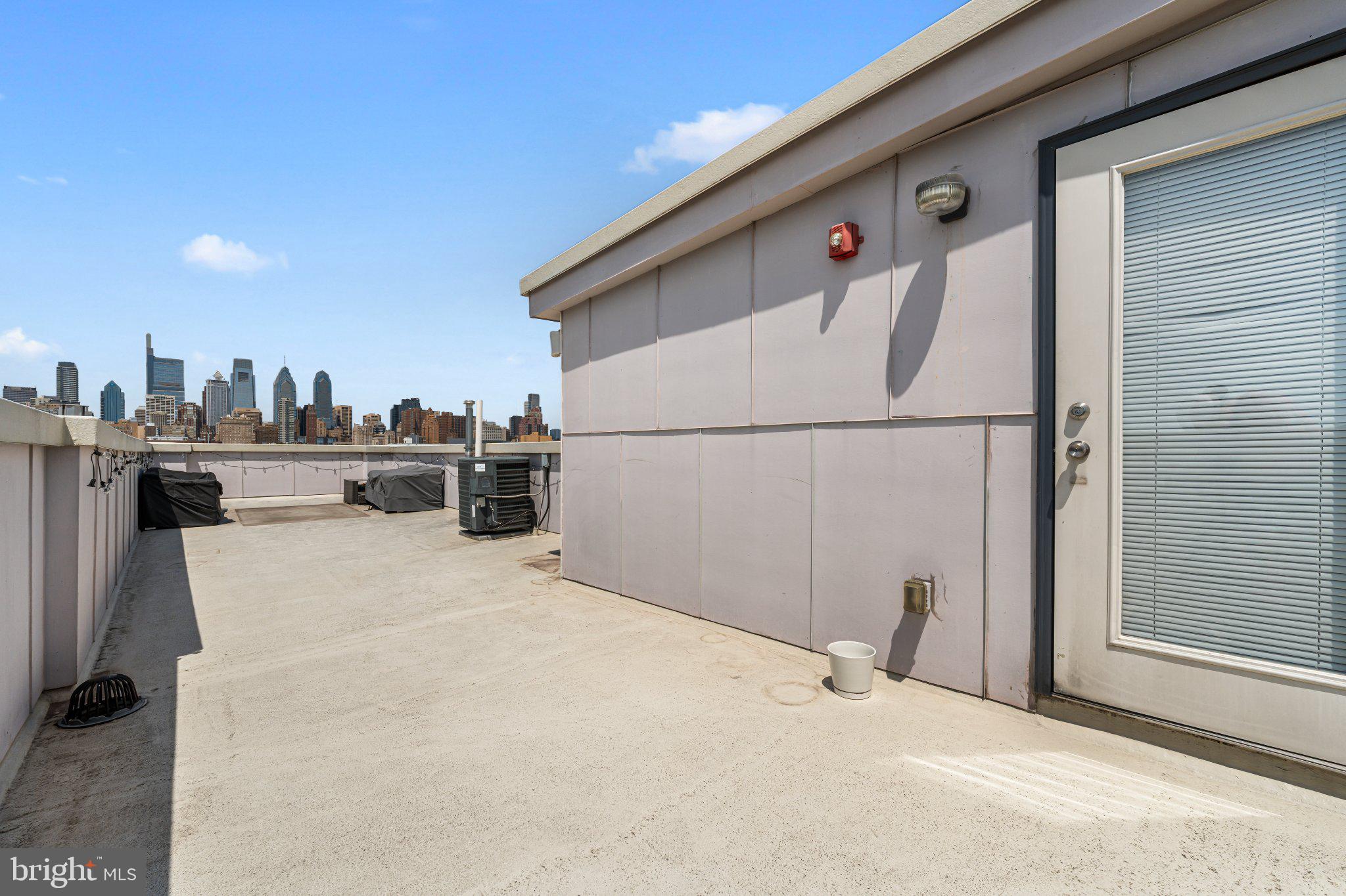 POINT BREEZE - Residential