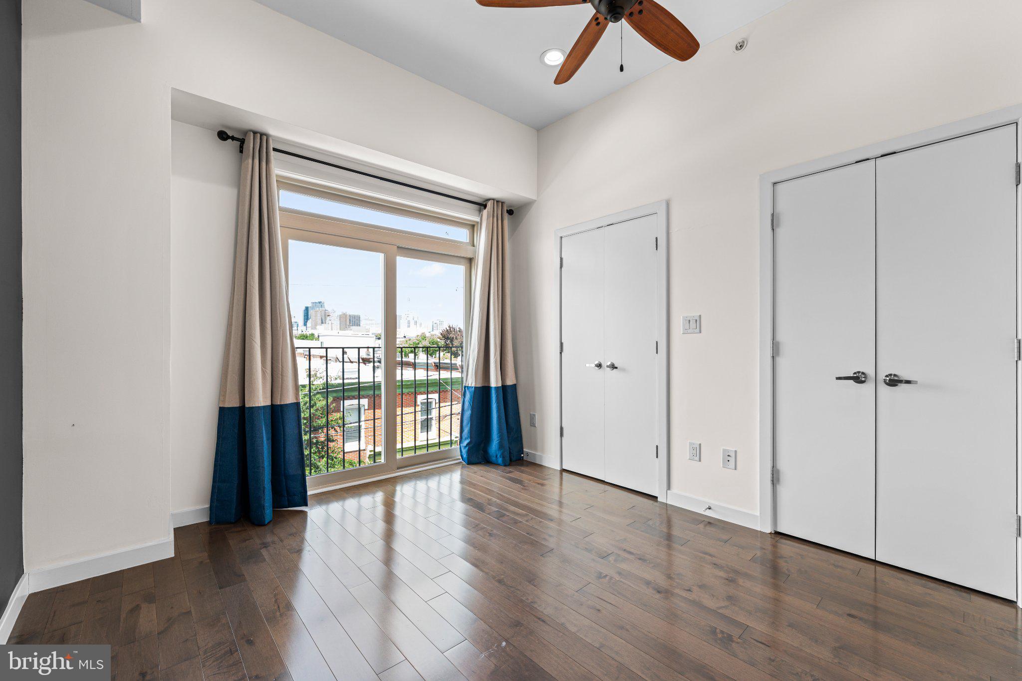 POINT BREEZE - Residential