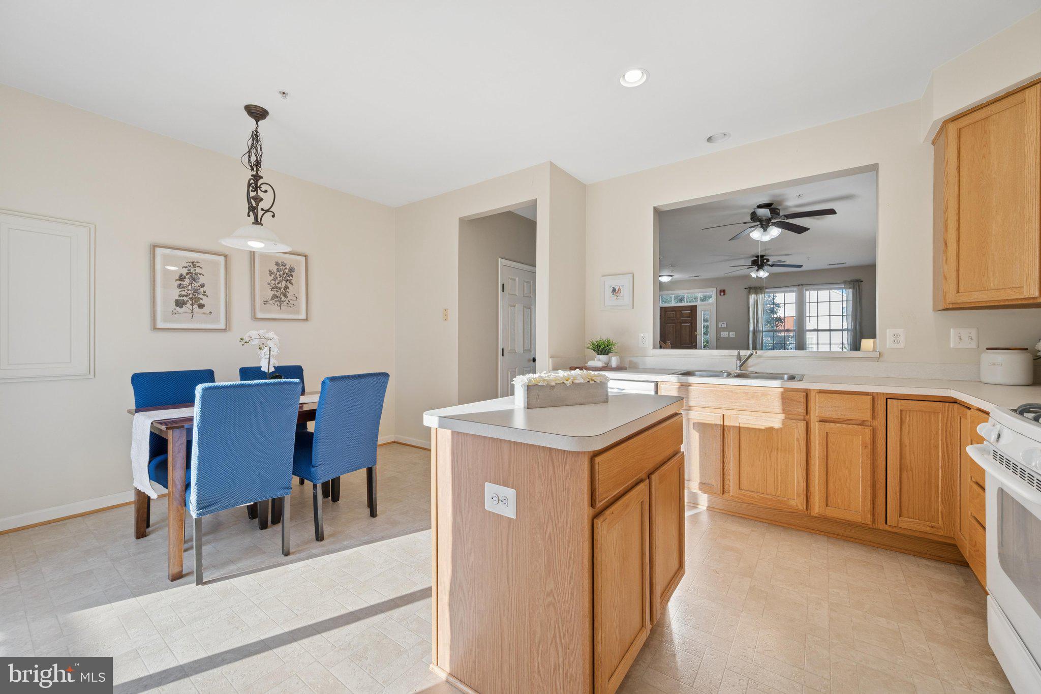 BALLENGER CROSSING CONDO - Residential