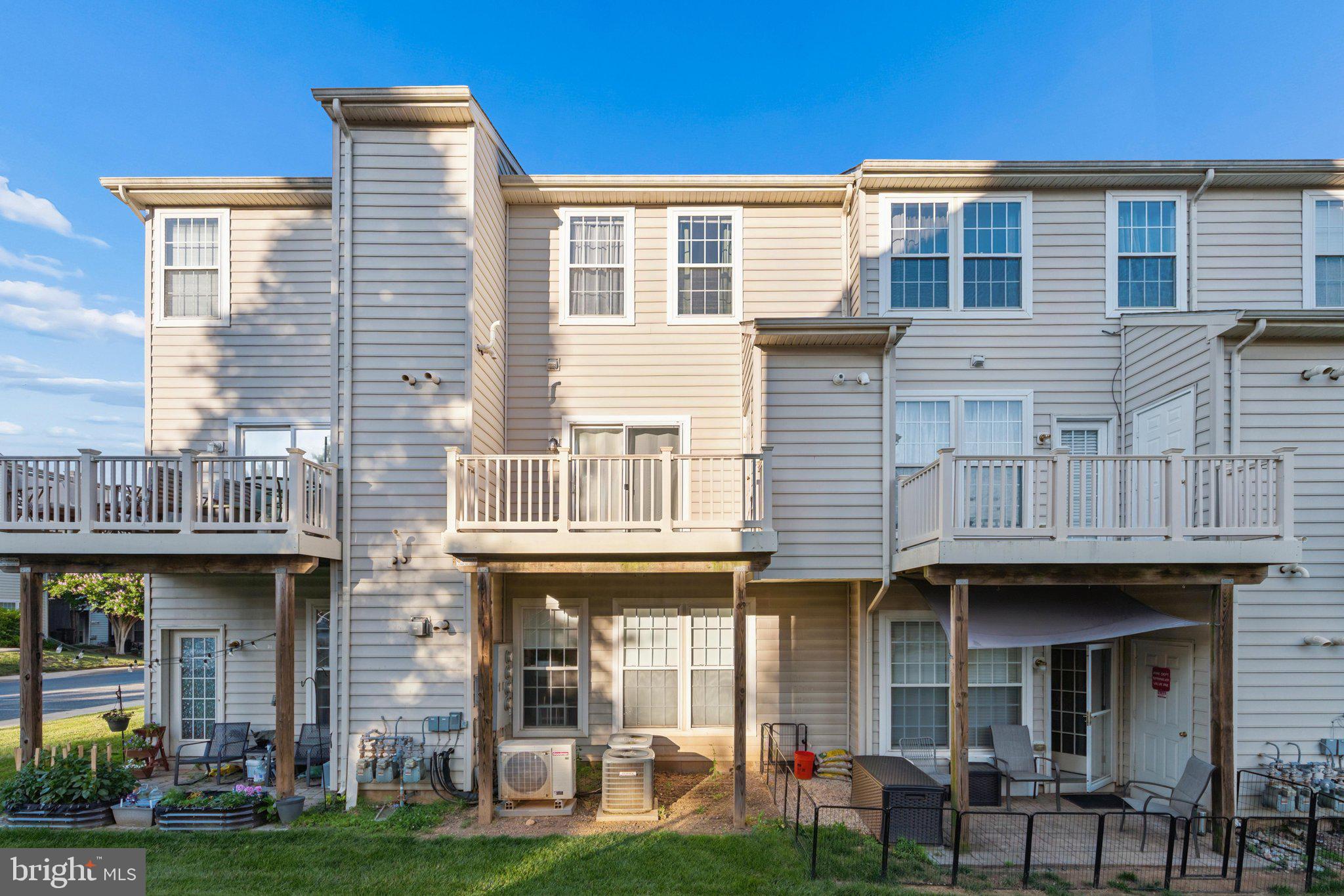 BALLENGER CROSSING CONDO - Residential