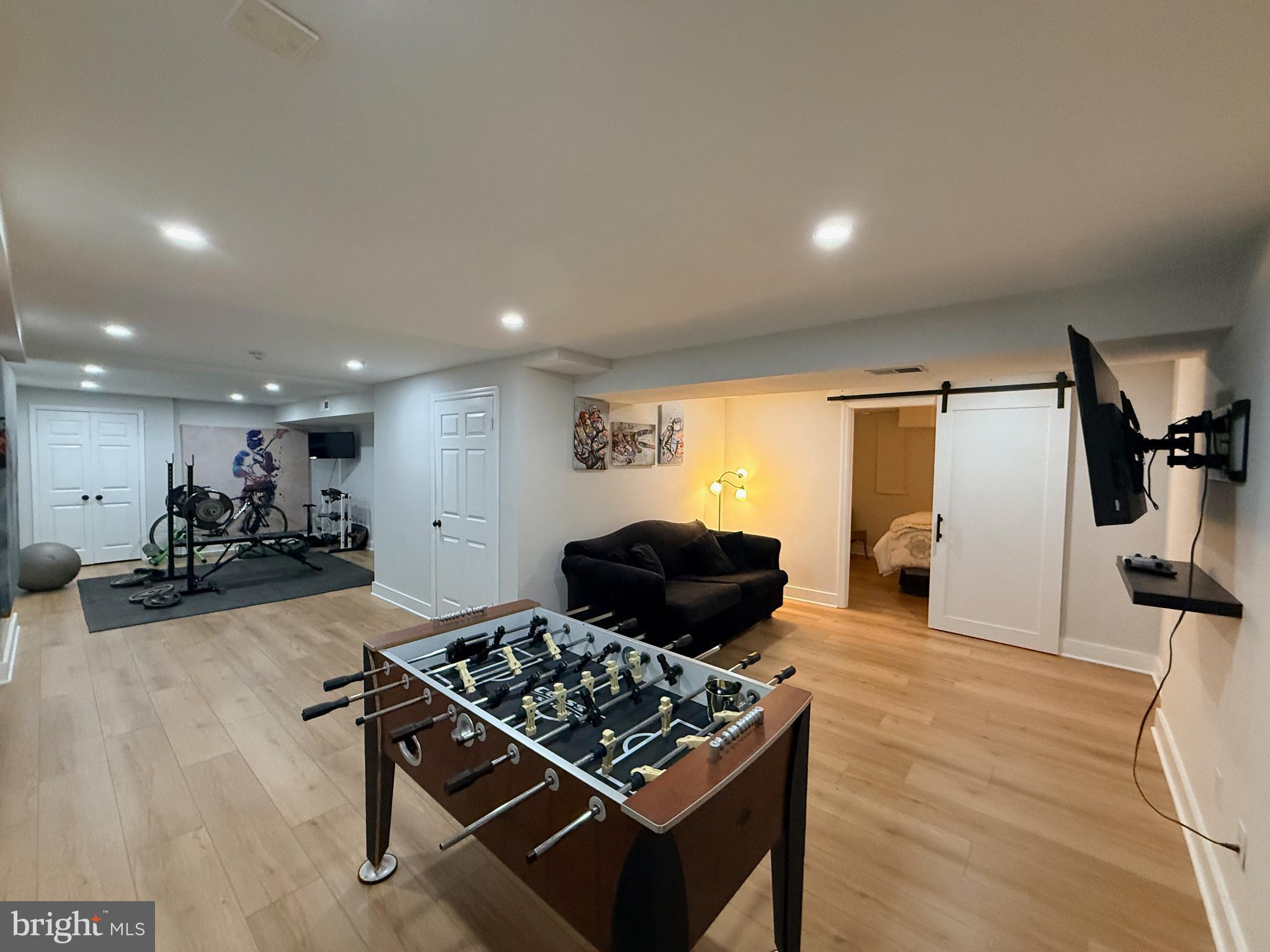 MILL RUN CROSSING - Residential
