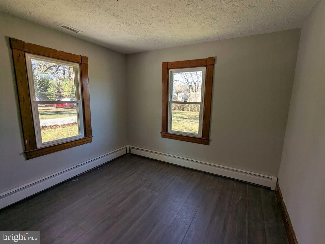 MILLERSVILLE - Residential Lease
