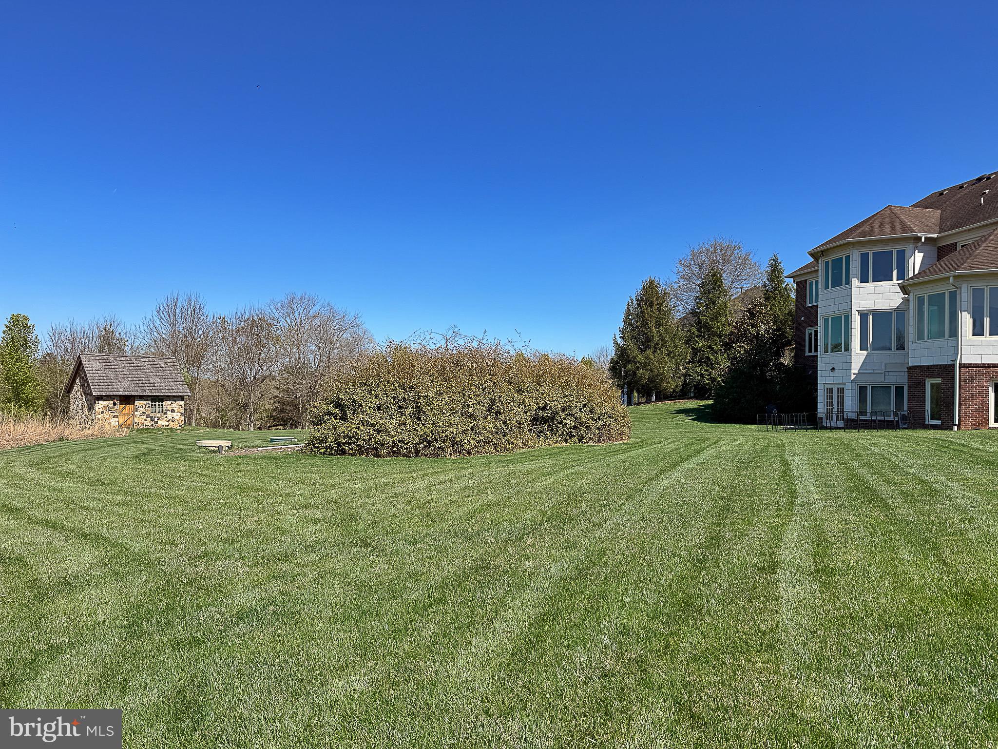 RED CEDAR WEST - Residential