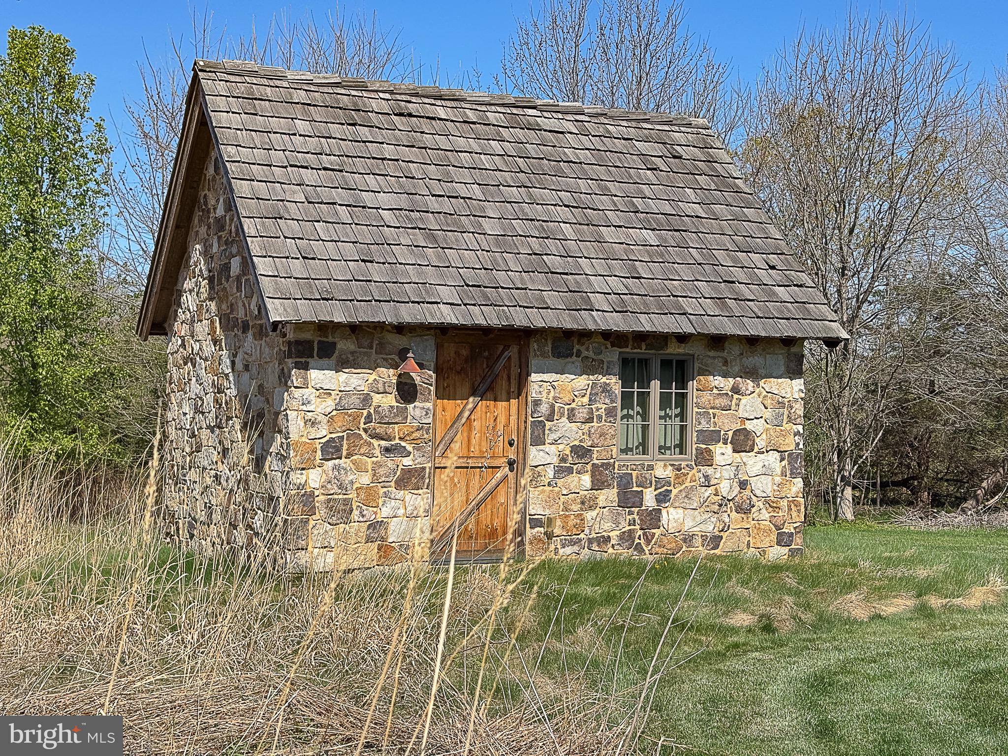 RED CEDAR WEST - Residential