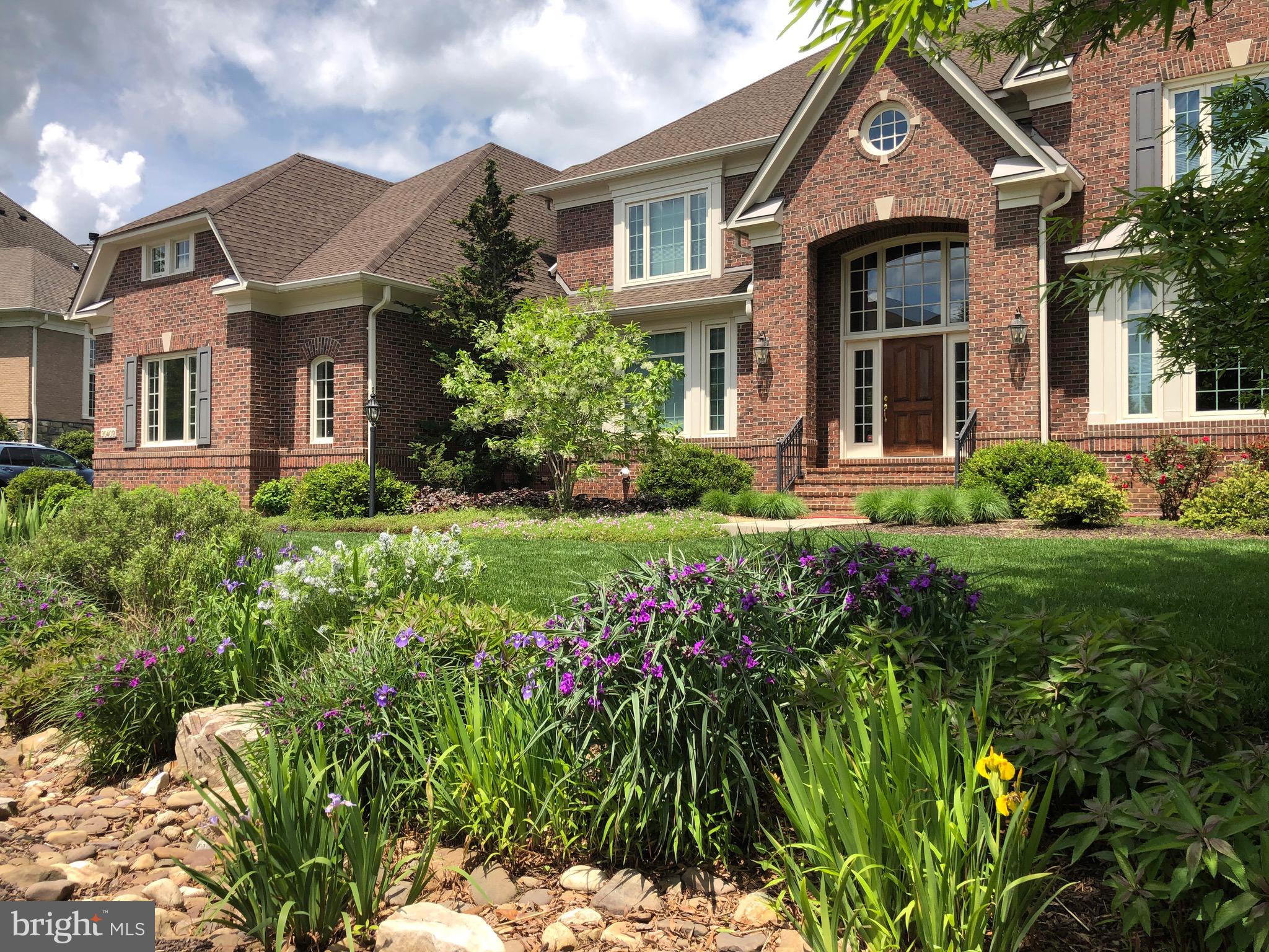 RED CEDAR WEST - Residential
