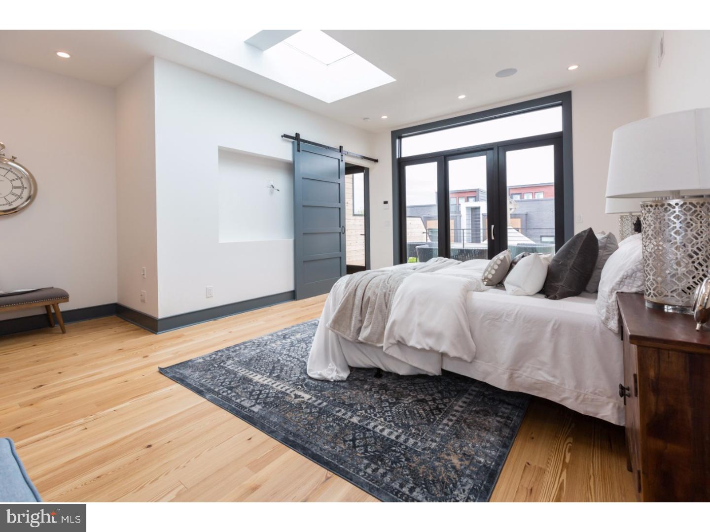 KENSINGTON - Residential