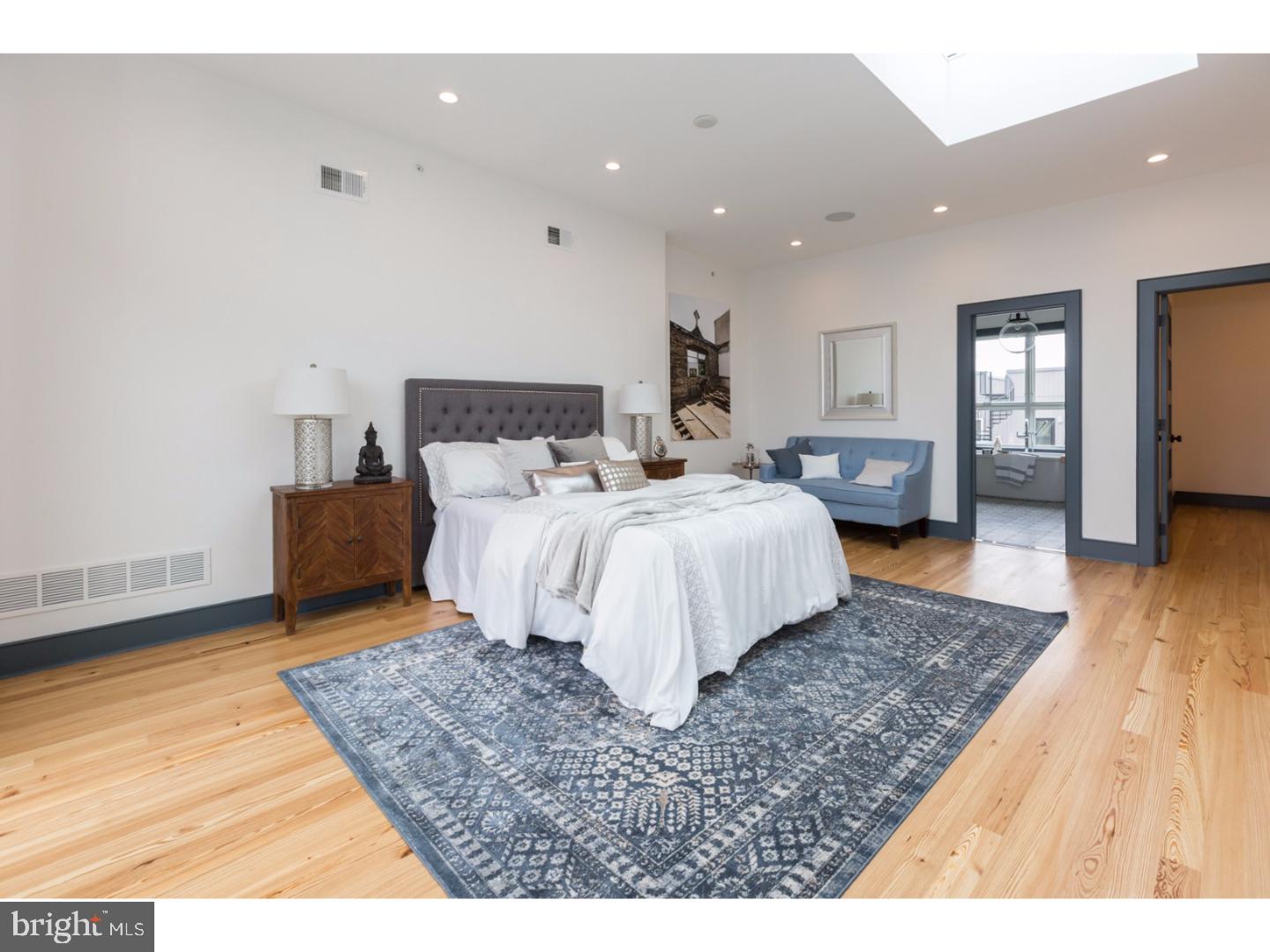 KENSINGTON - Residential