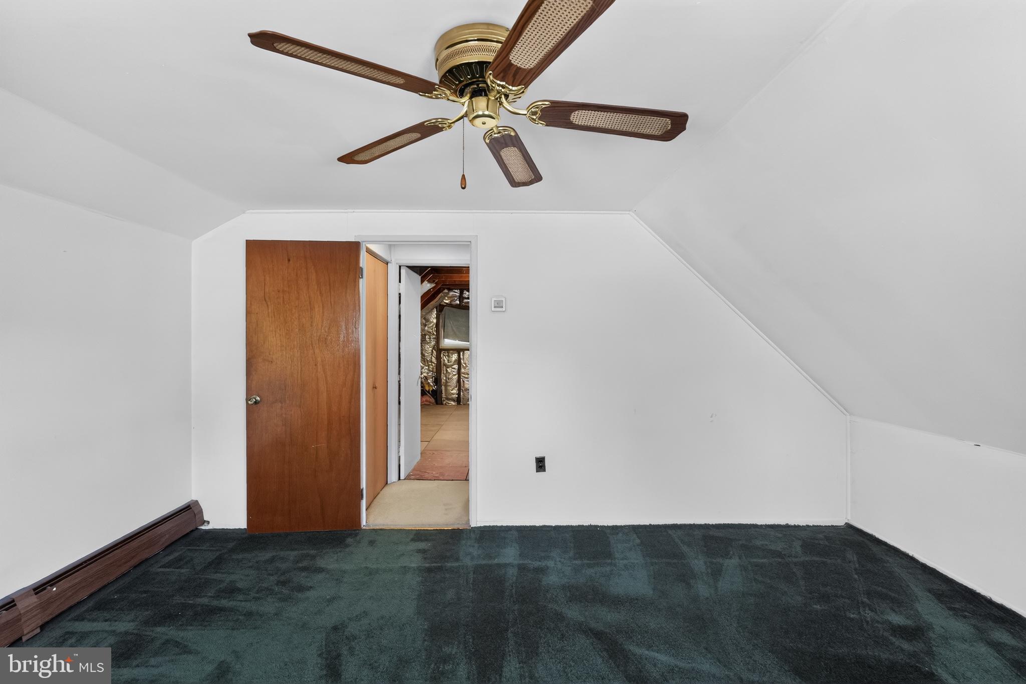 INDIAN CREEK - Residential