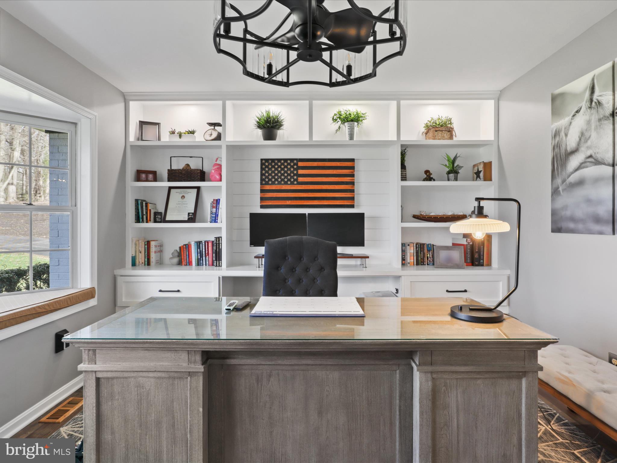 LAUREL GLEN - Residential