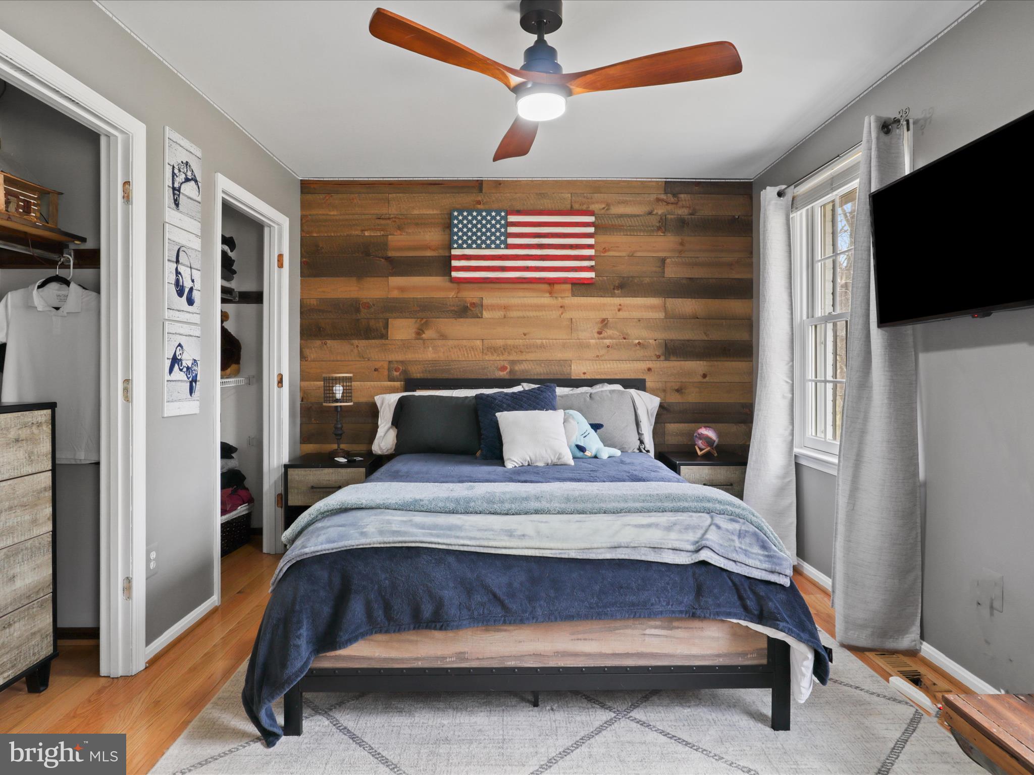 LAUREL GLEN - Residential