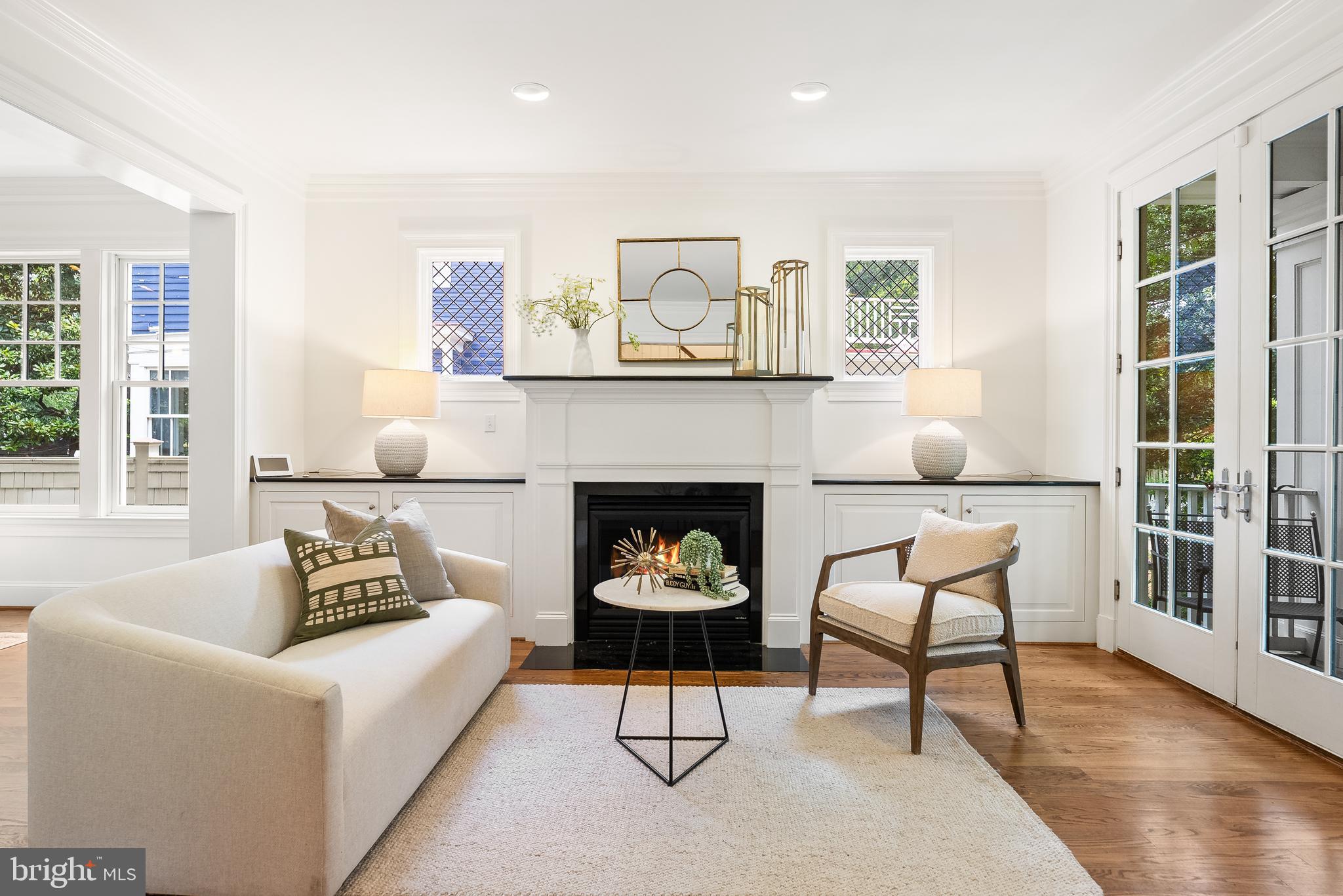 CLEVELAND PARK - Residential