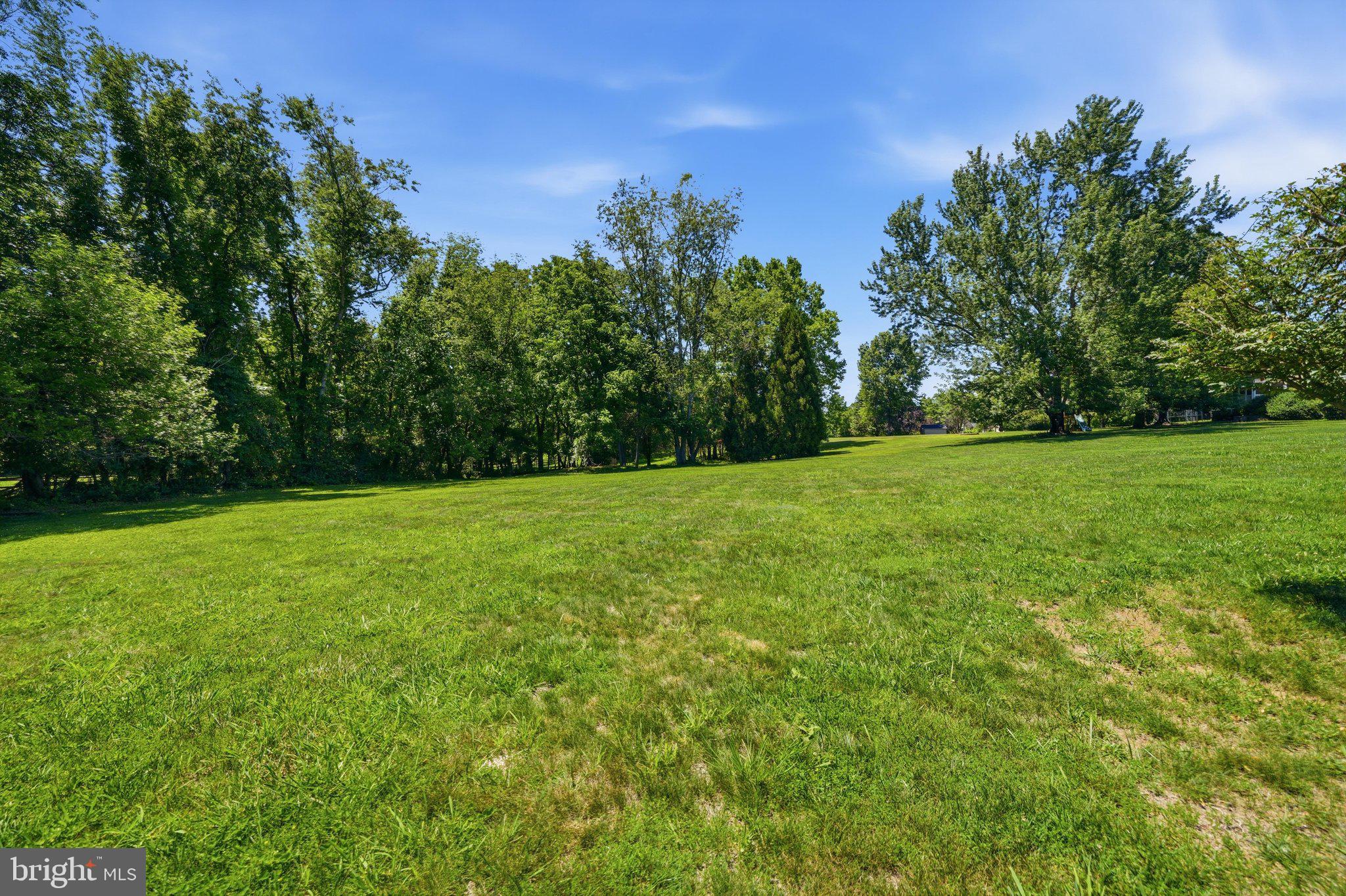 FOXLAIR ACRES - Residential