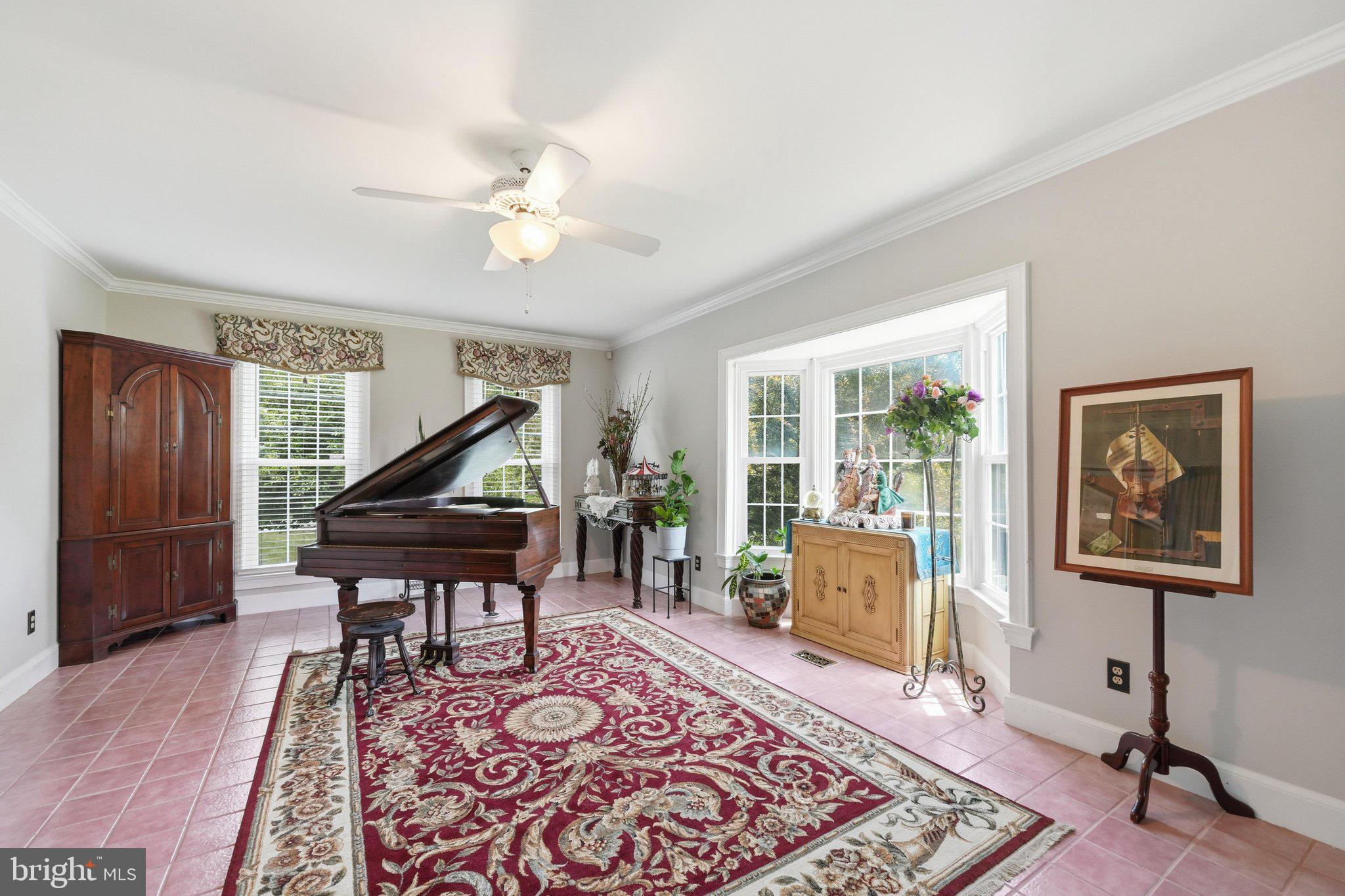 FOXLAIR ACRES - Residential
